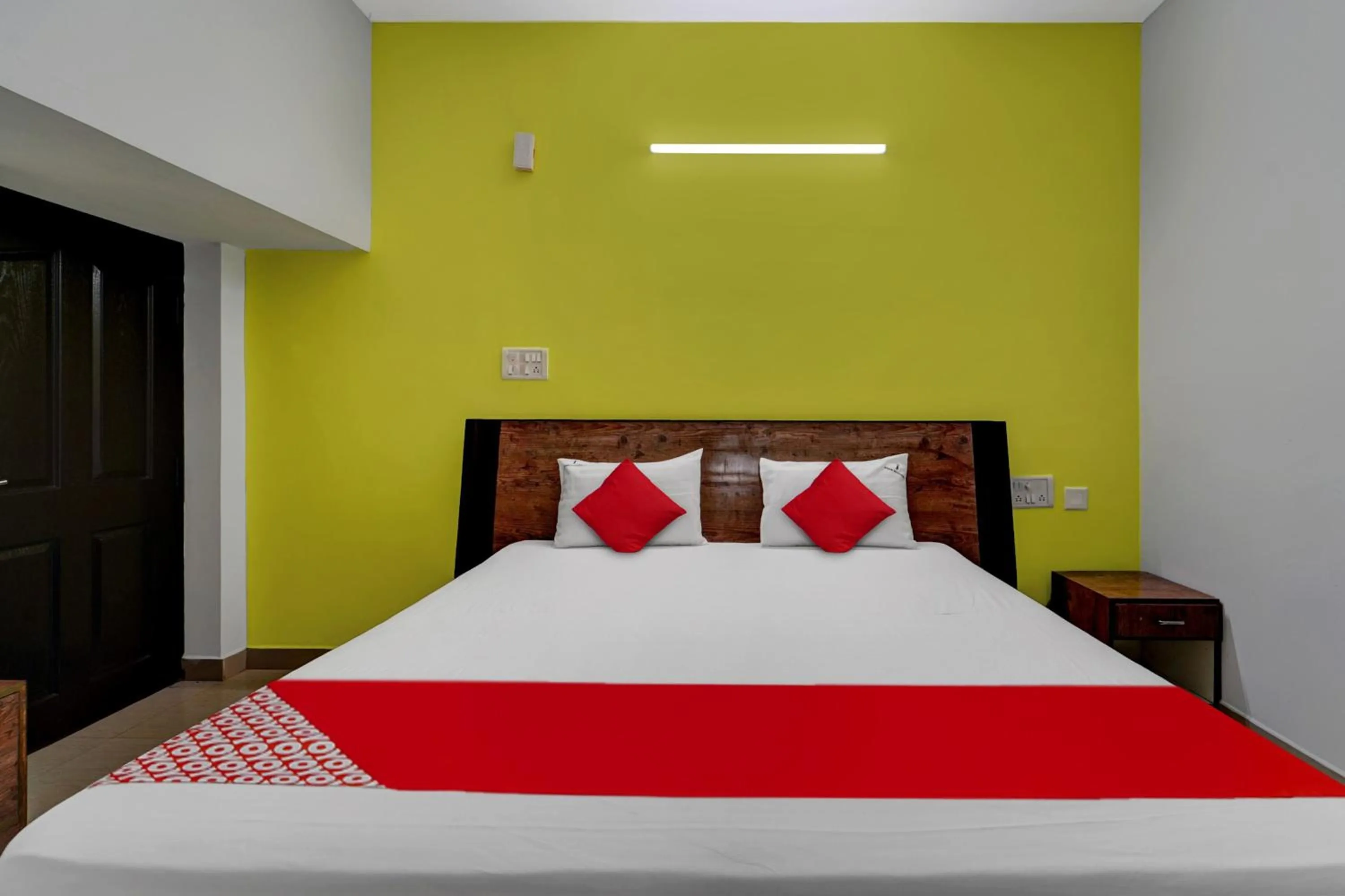 Bedroom, Bed in Hotel O Elite Residency