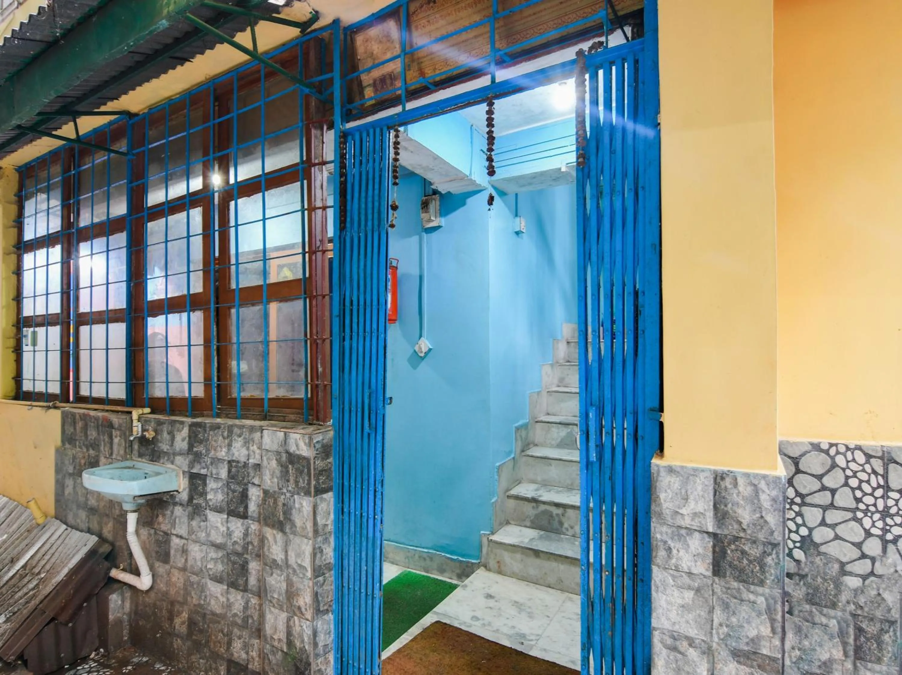 Facade/entrance in Hotel O Betila