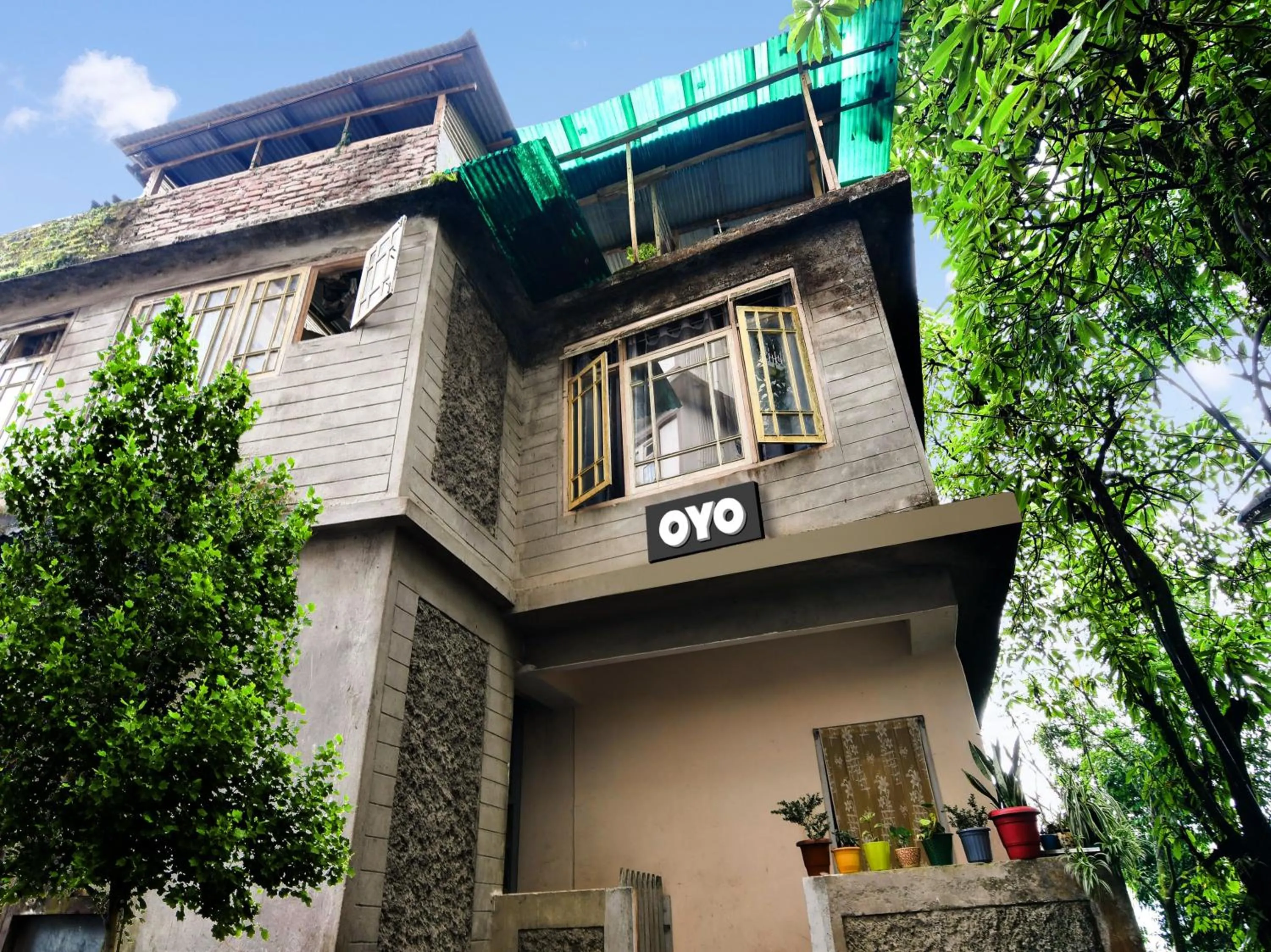 Facade/entrance in Hotel O Betila