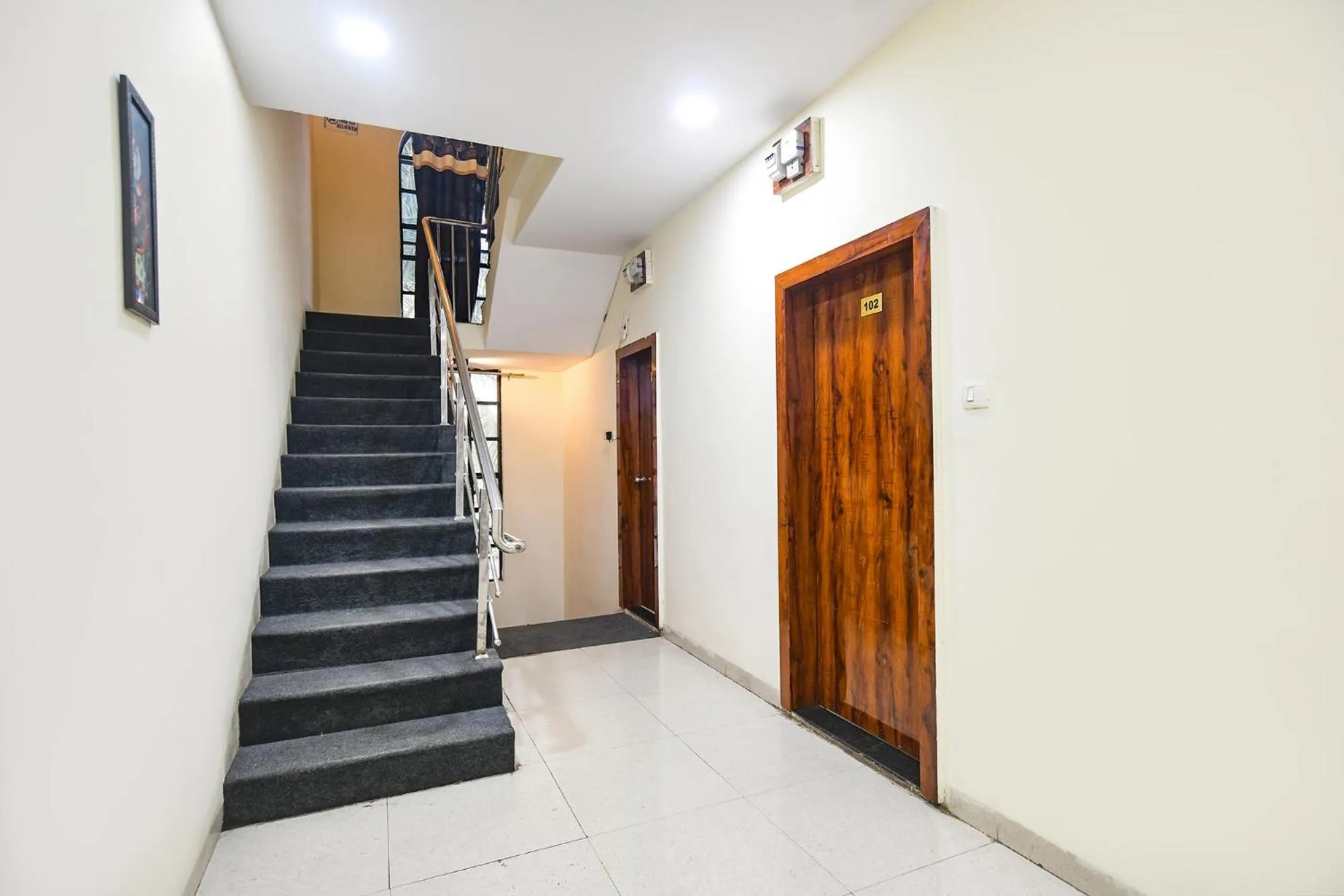 Lobby or reception in FabExpress Golden Sky