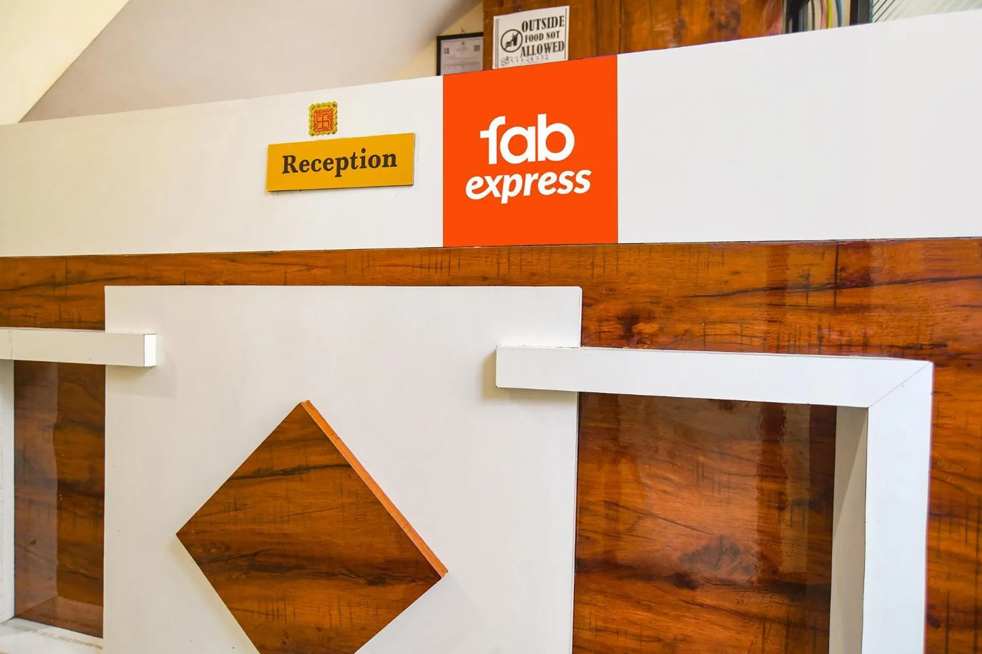 Lobby or reception in FabExpress Golden Sky