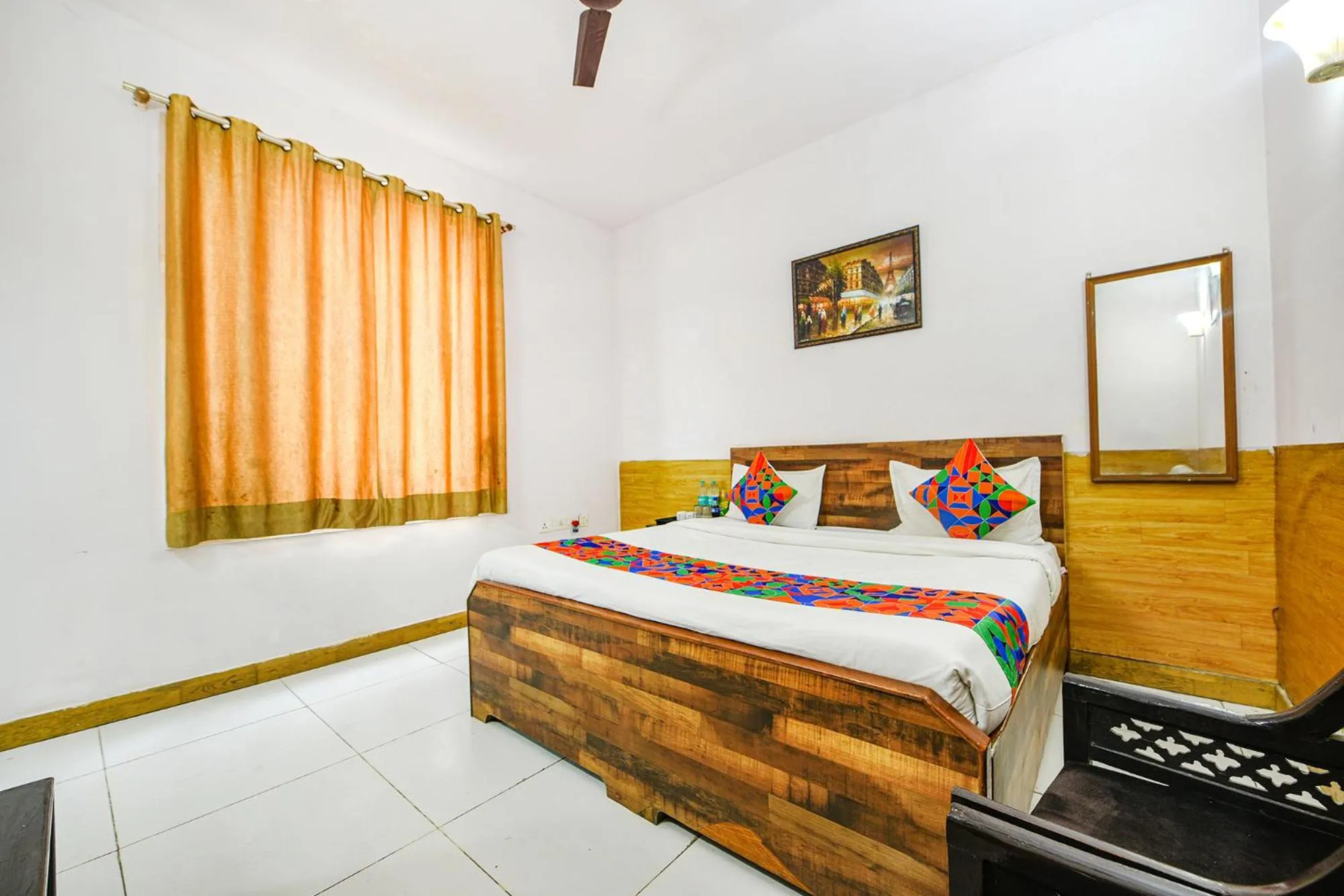 Bed in FabHotel Luxury Retreat