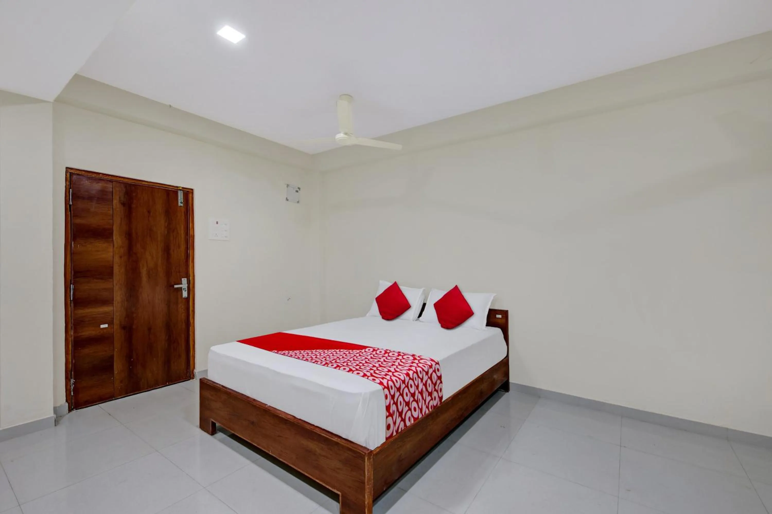 Super Hotel O Millennia