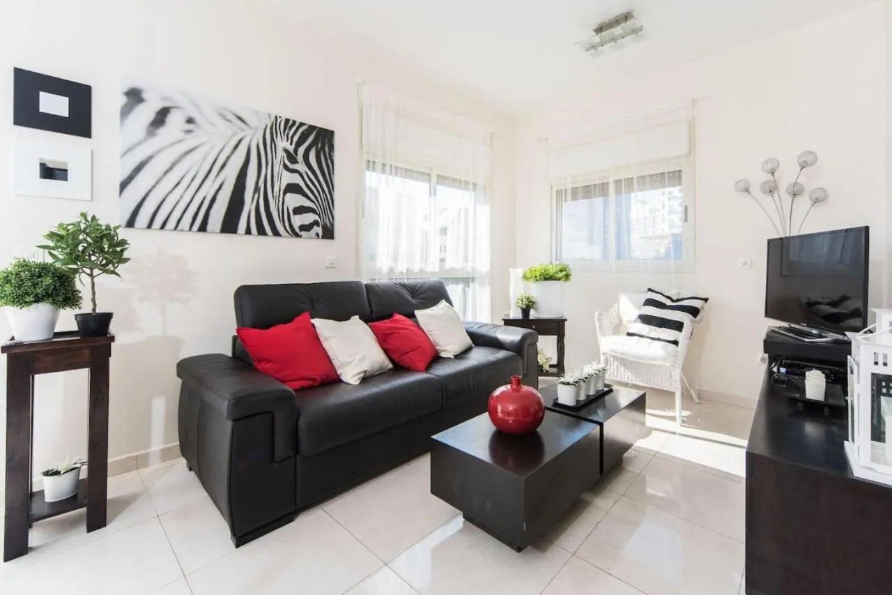 Other in Spacious Duplex with Terrace 3-min From the Beach