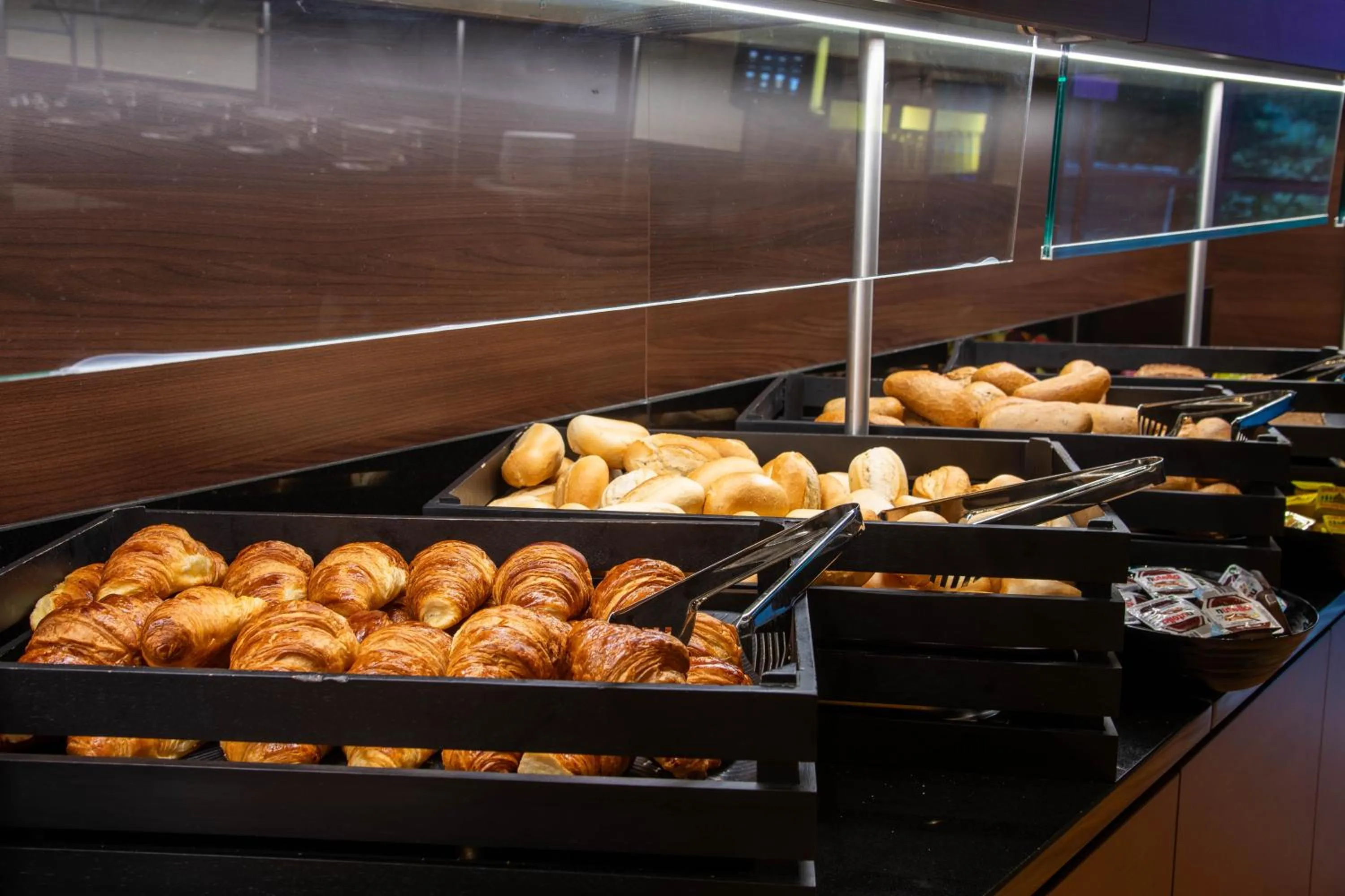 Breakfast in Best Western Conference Airporthotel Frankfurt Mörfelden