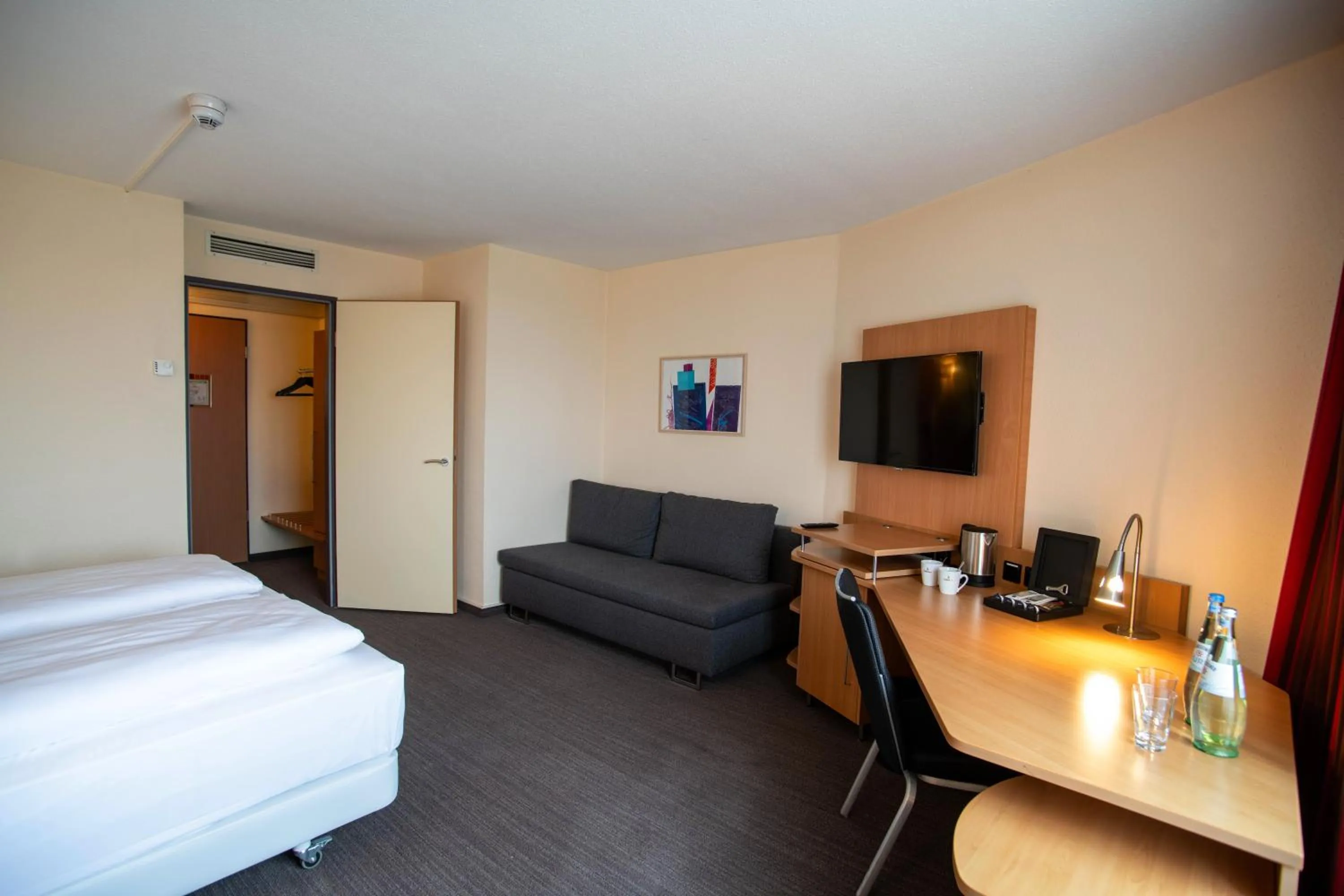 Bed in Best Western Conference Airporthotel Frankfurt Mörfelden