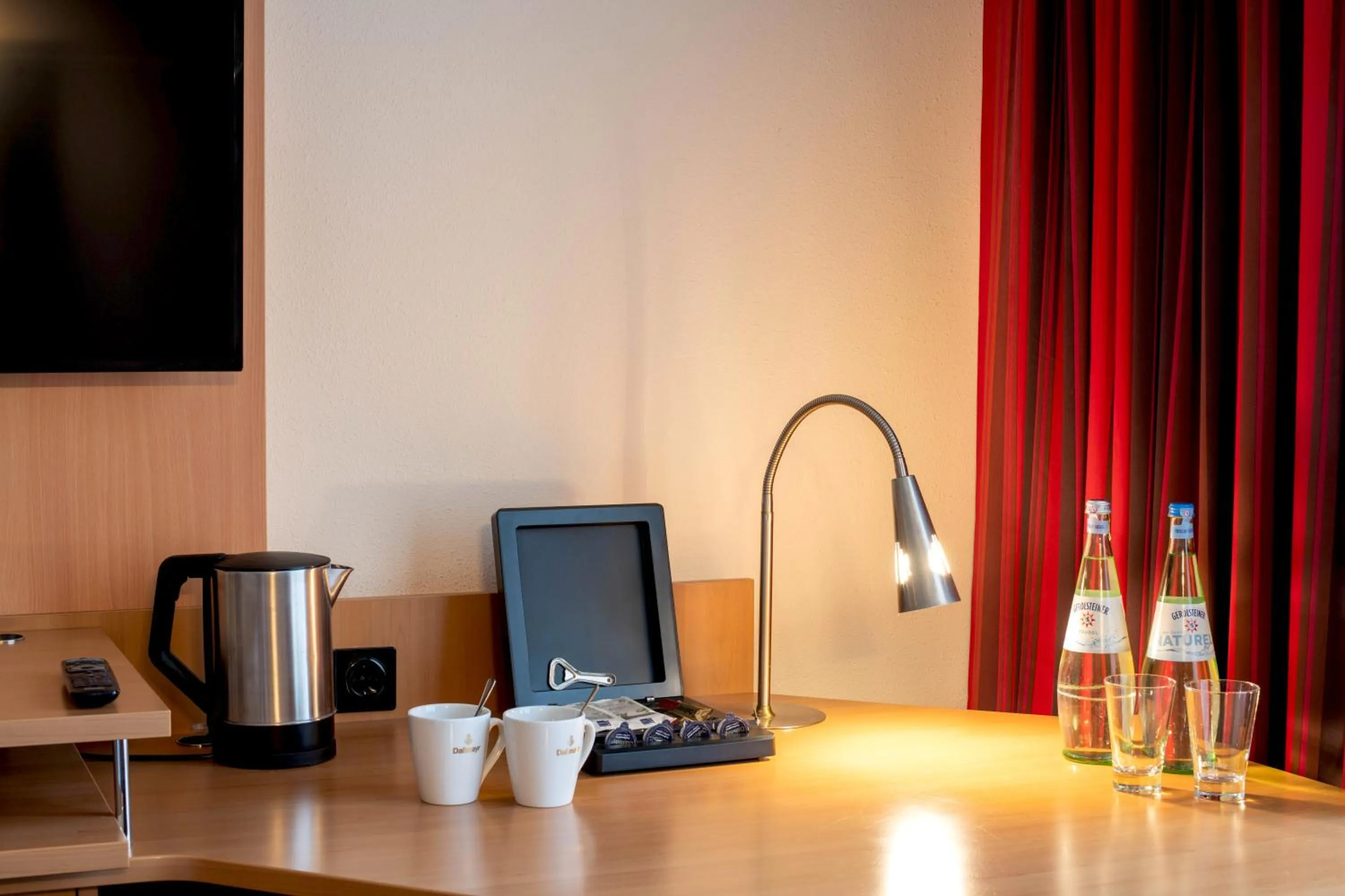 Coffee/tea facilities in Best Western Conference Airporthotel Frankfurt Mörfelden