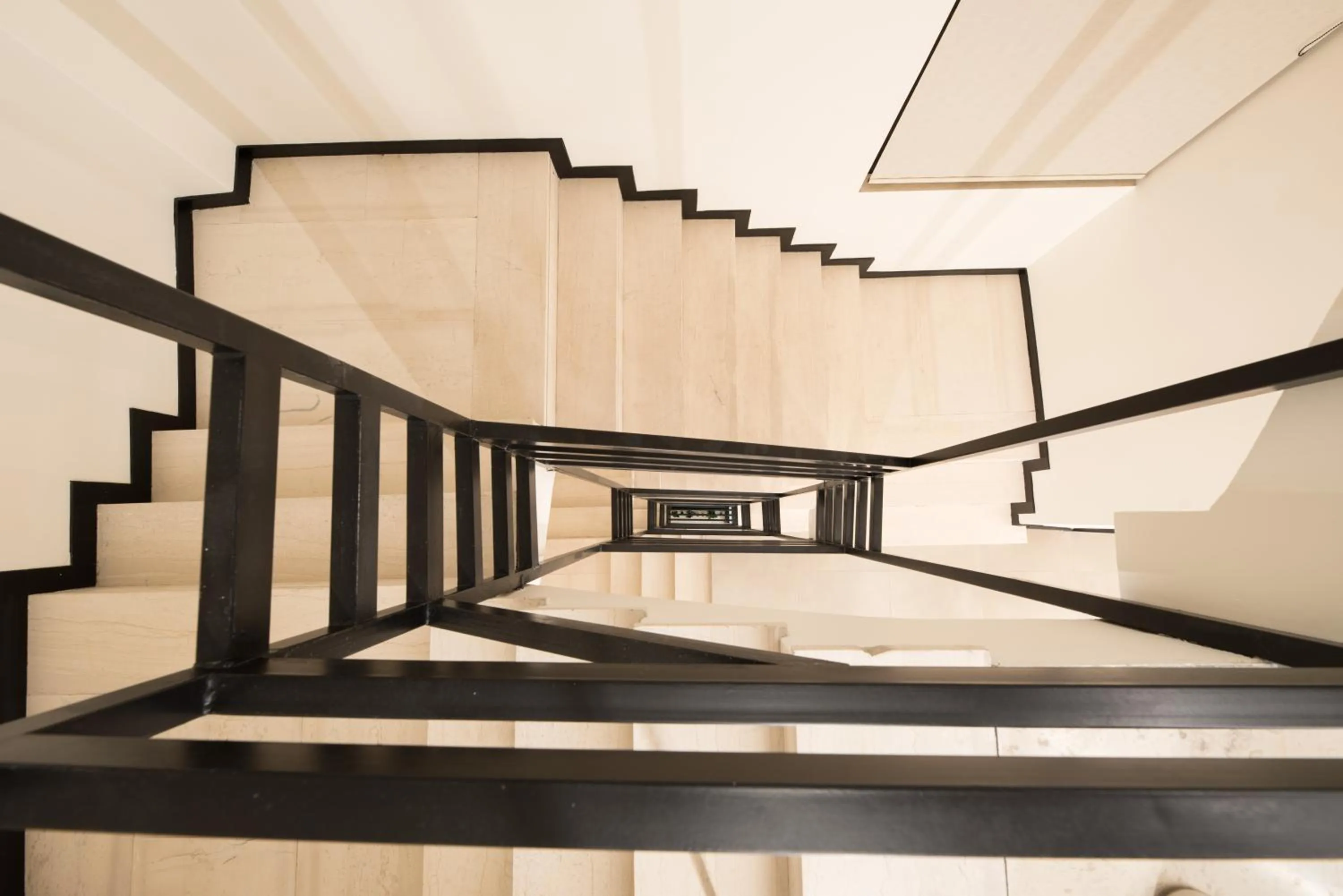 Text overlay in AthensOwl