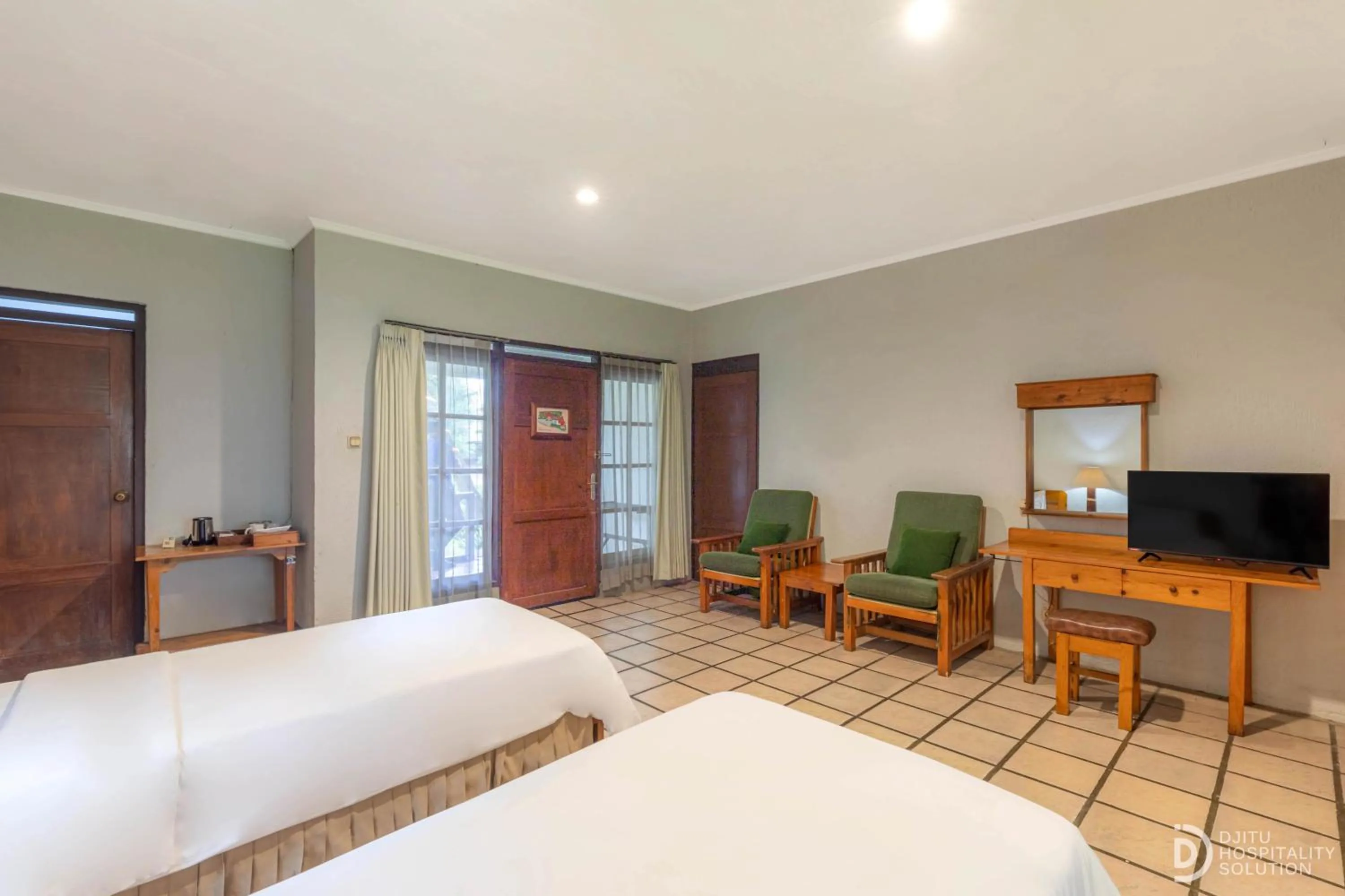 Bedroom, Bed in Hotel Grand Panorama Lembang