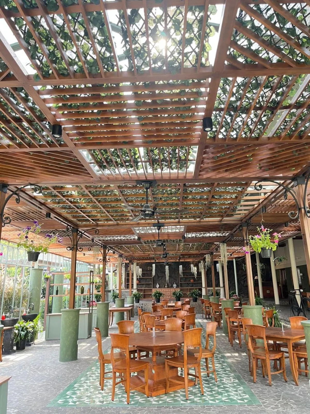 Patio in Hotel Grand Panorama Lembang