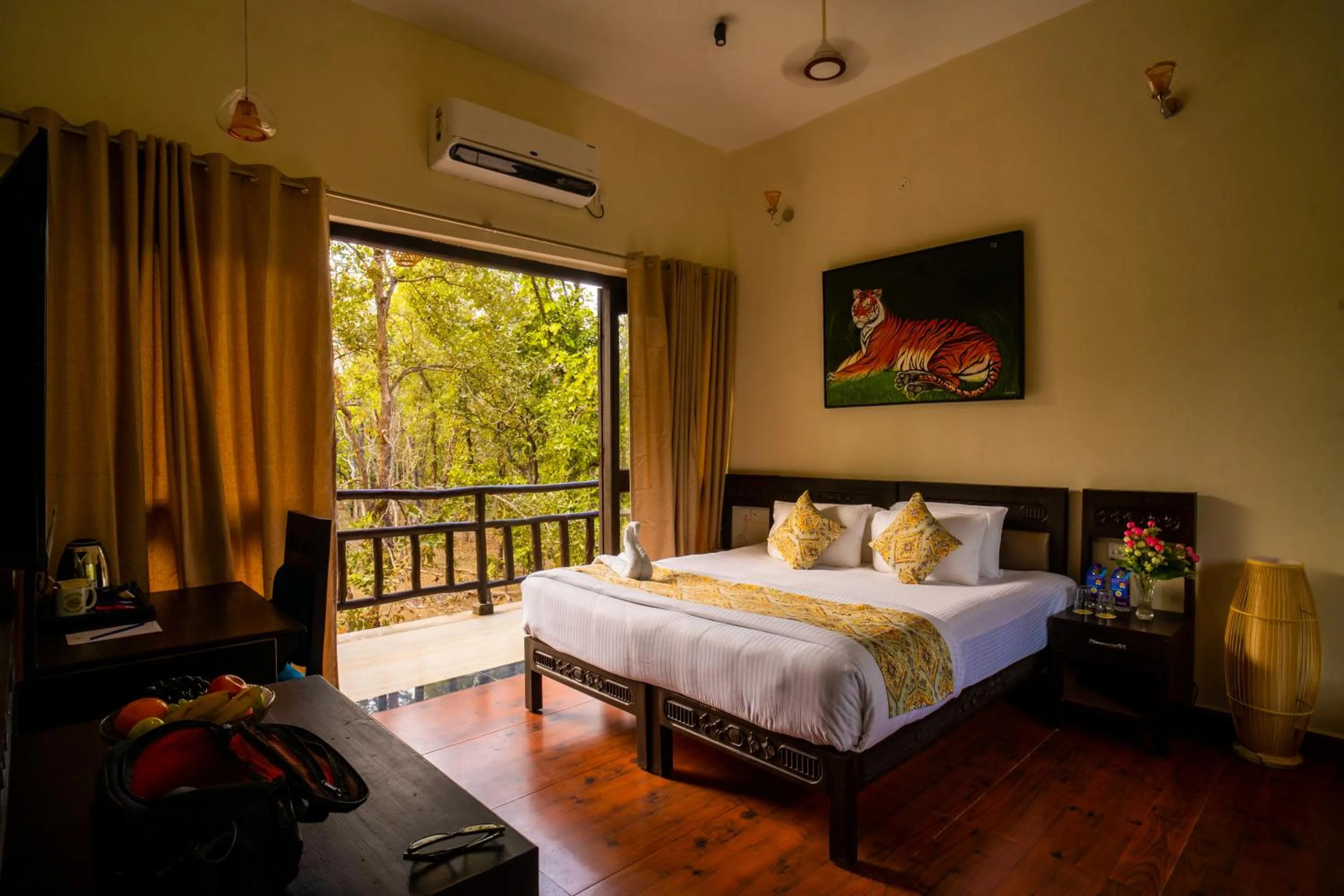 Bedroom, Bed in Citrus Prime Kanha Resort and Villas