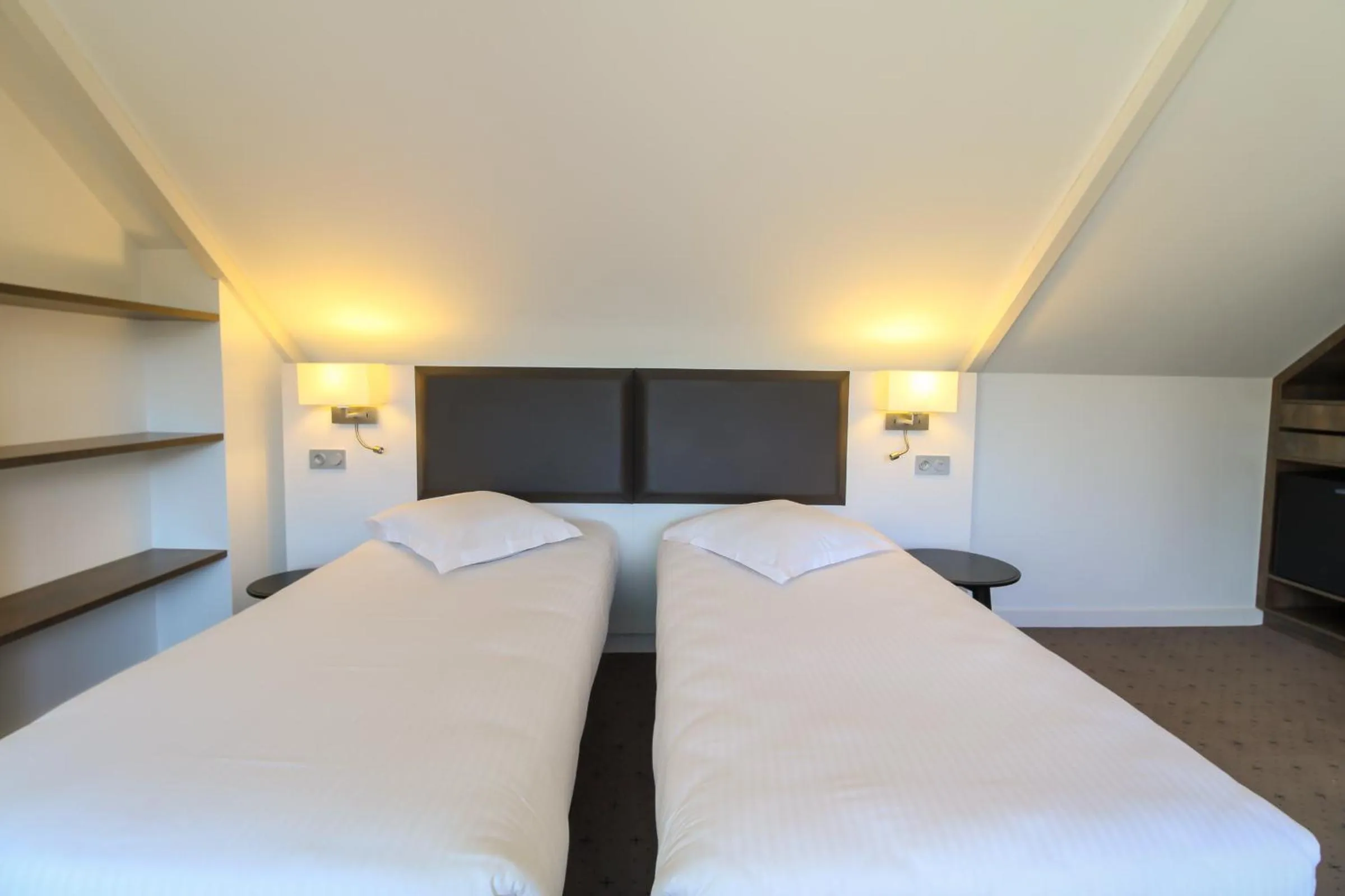 Bed in Loire & Sens