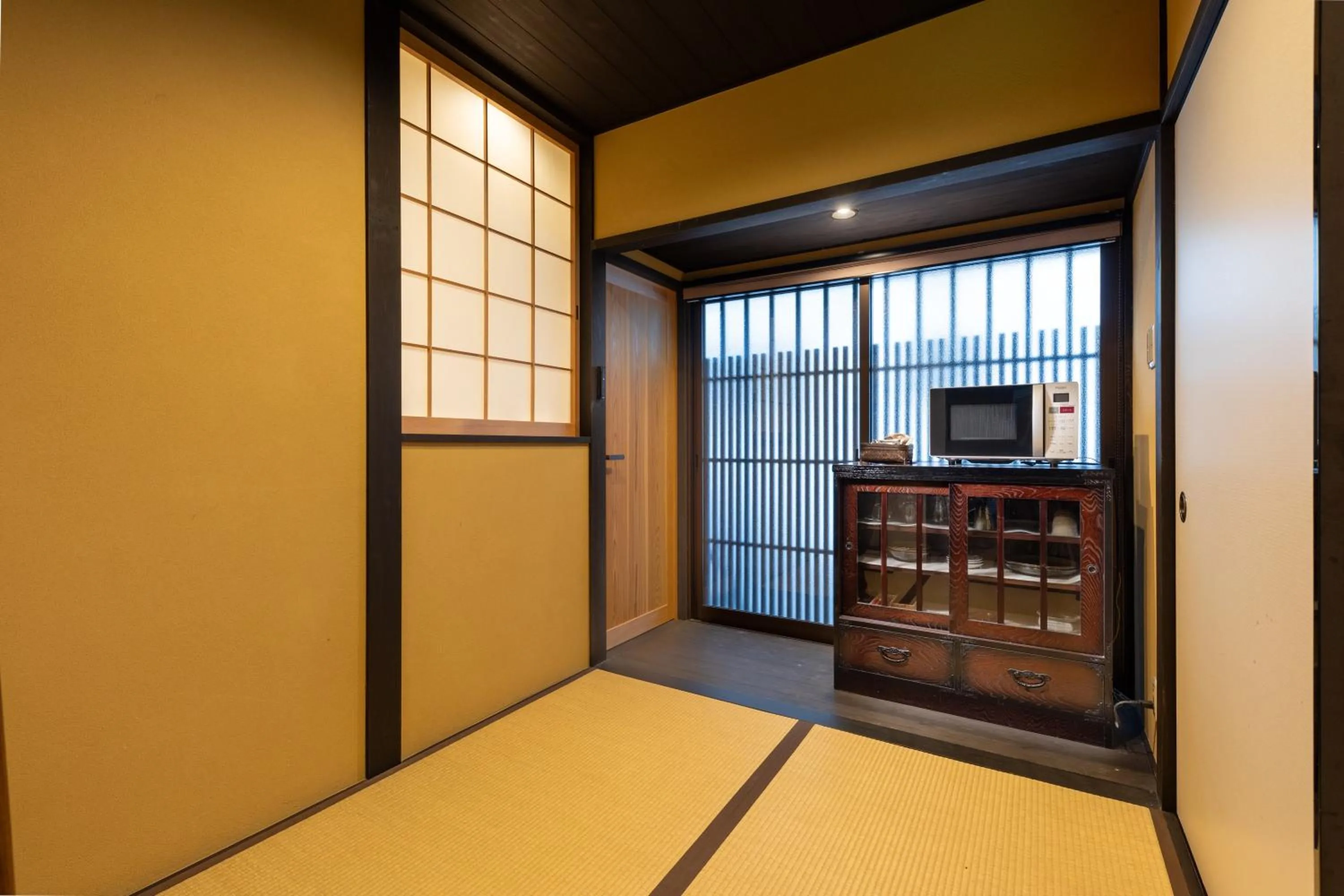 Photo of the whole room in Kanade Sanjusangendo