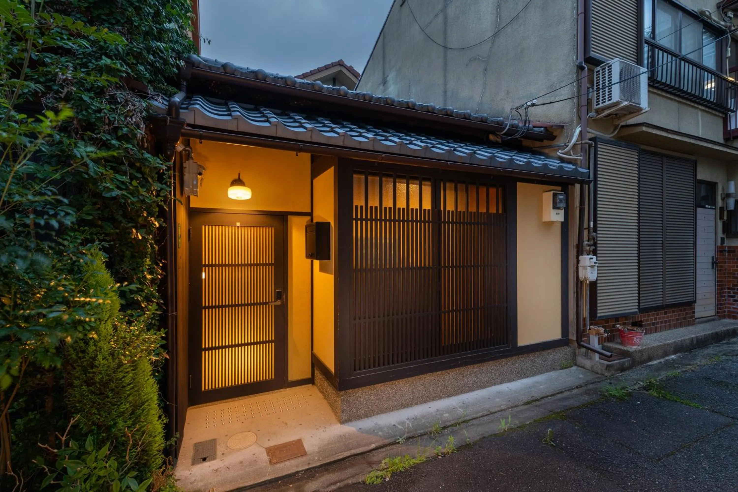Property building in Kanade Sanjusangendo