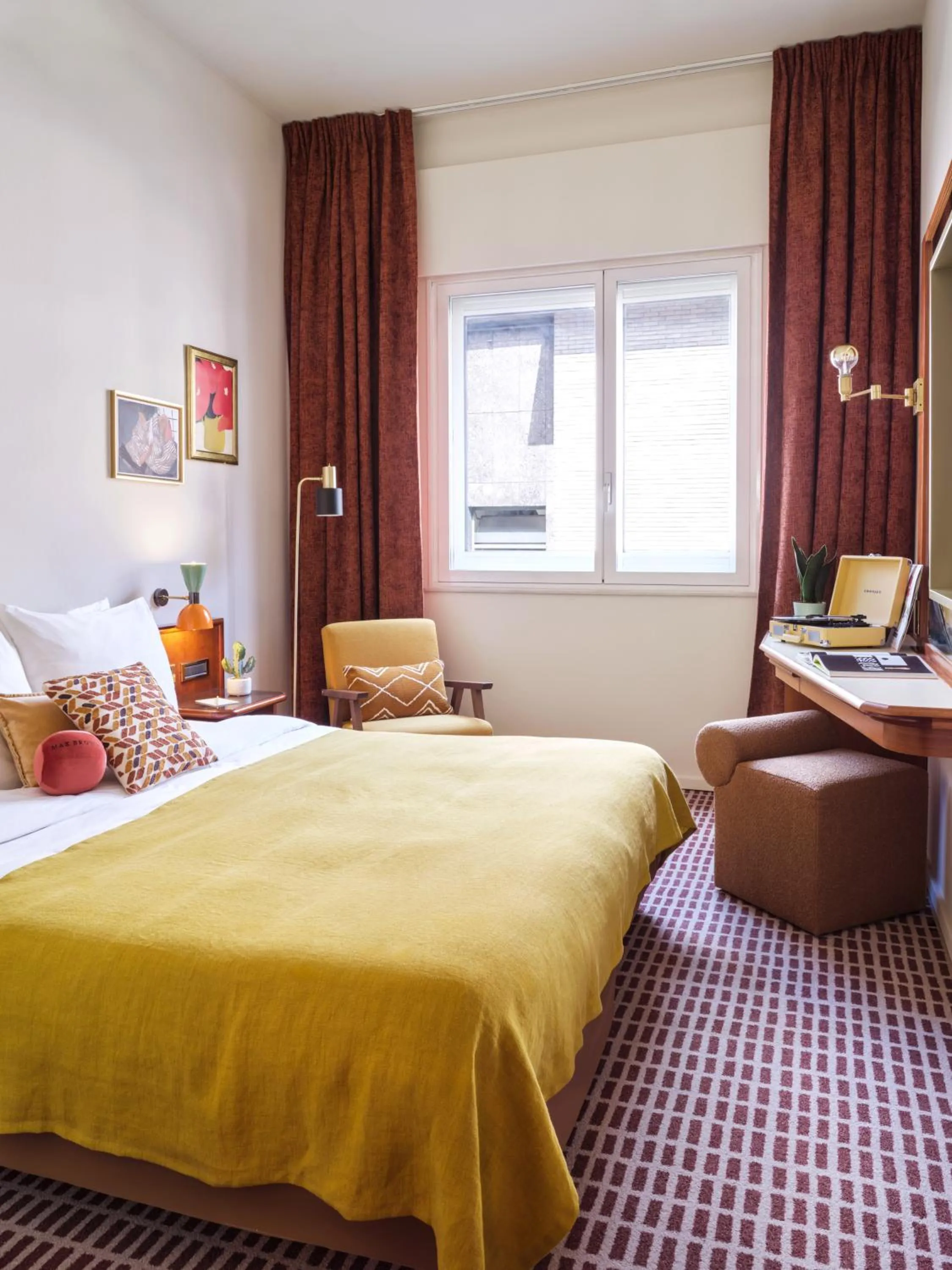 Bedroom, Bed in Max Brown Hotel Missori, part of Sircle Collection