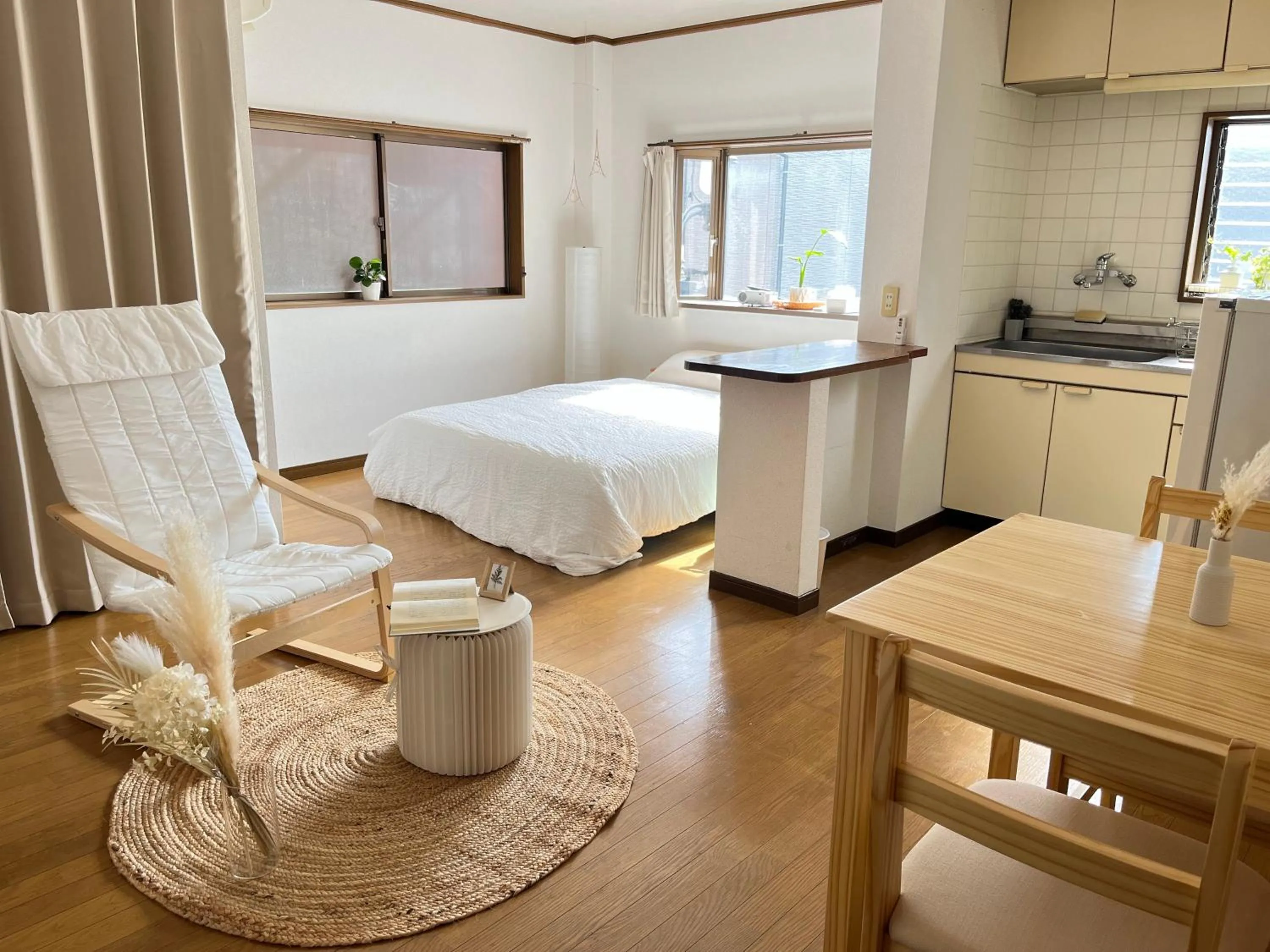 Bed in ᛃ 眠りの癒 ᛃ Cozy Apt In The Heart of Beppu 201