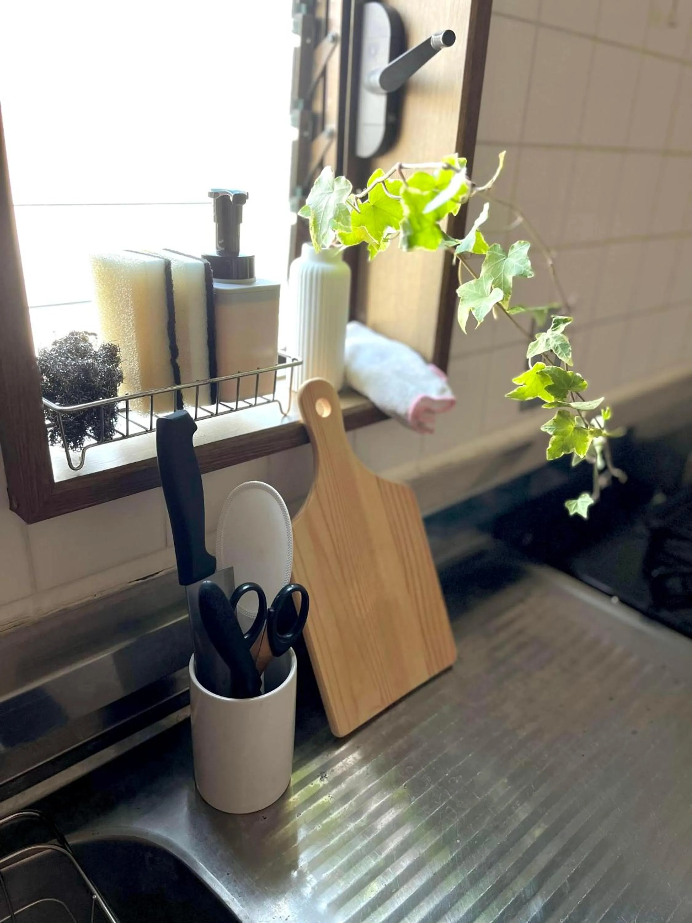 Kitchen or kitchenette in ᛃ 眠りの癒 ᛃ Cozy Apt In The Heart of Beppu 201