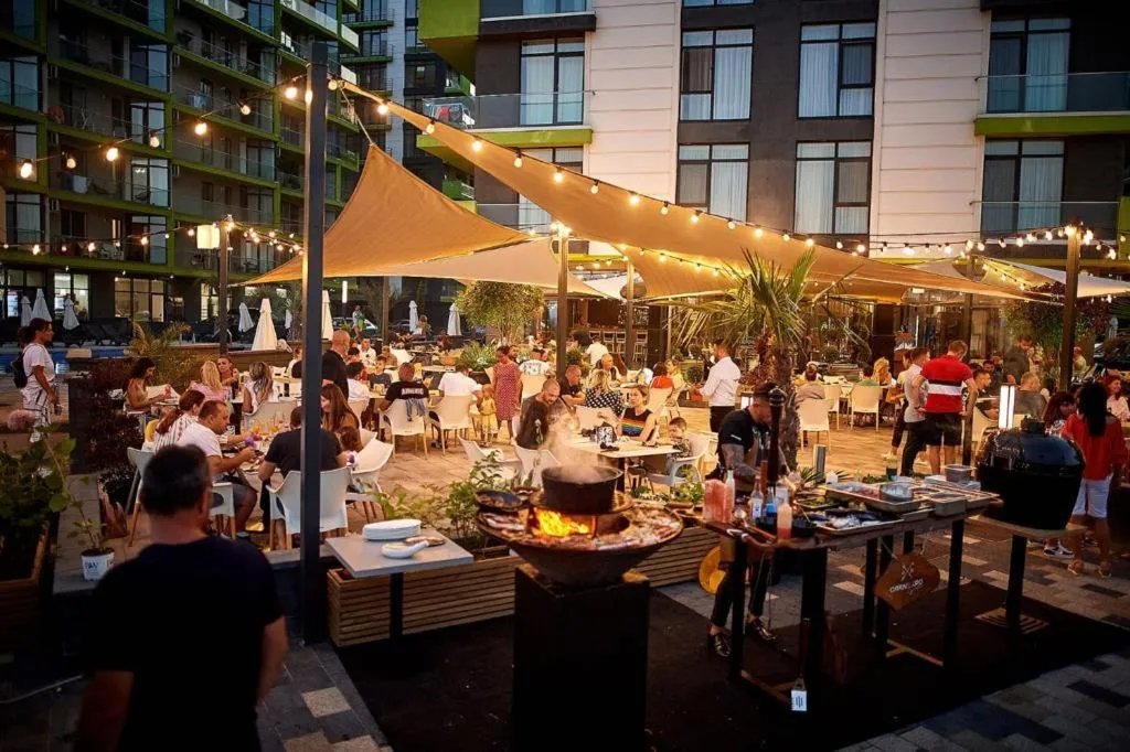 Food and drinks in Luxuri by Alz