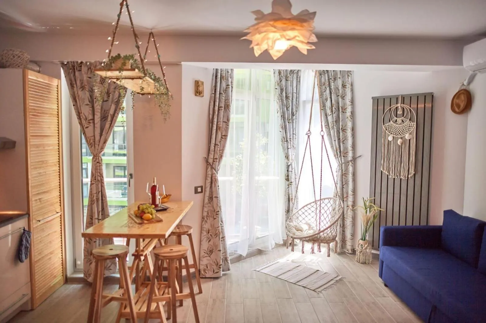 Seating area in Luxuri by Alz