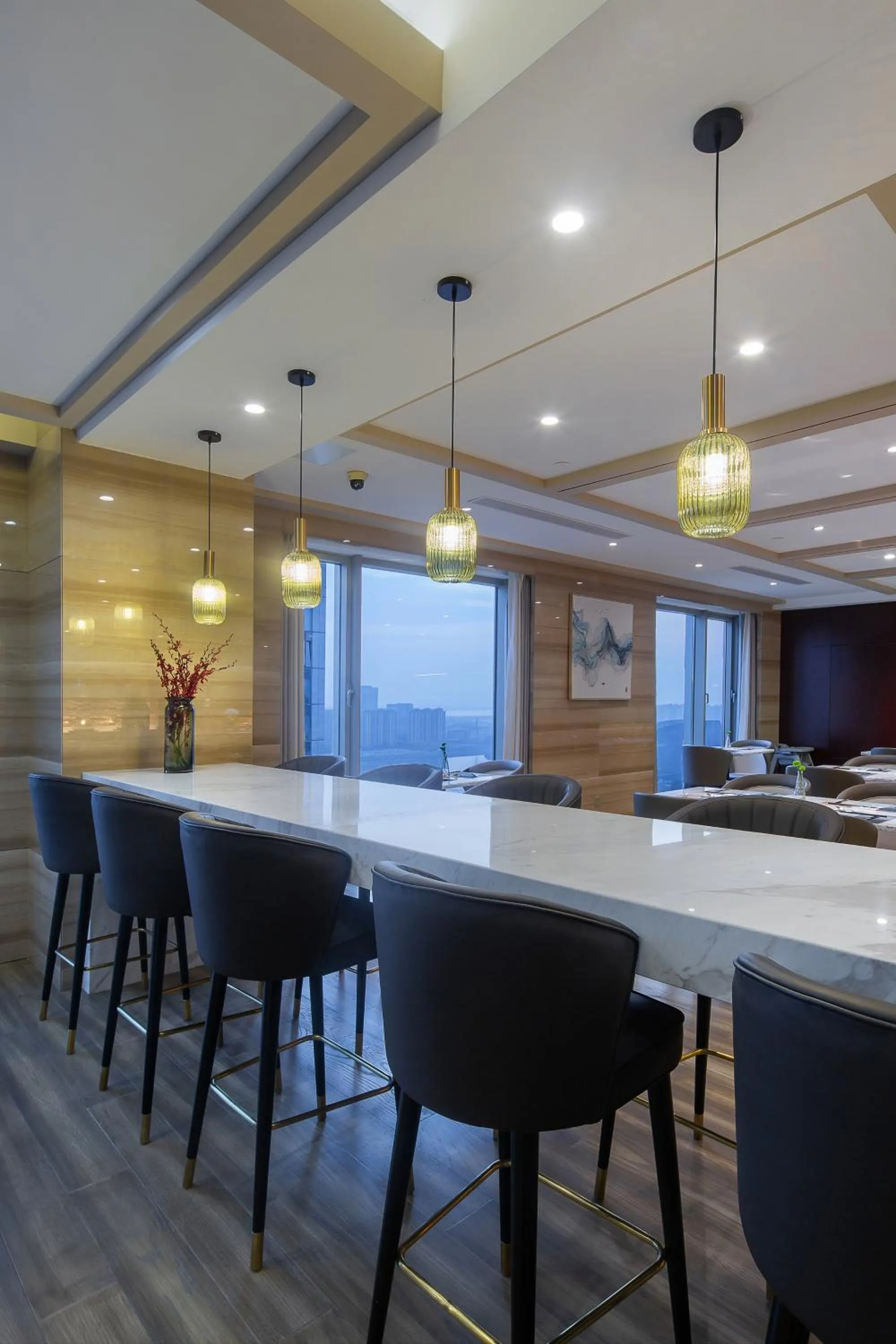 Restaurant/places to eat in Shama Heda Serviced Apartment