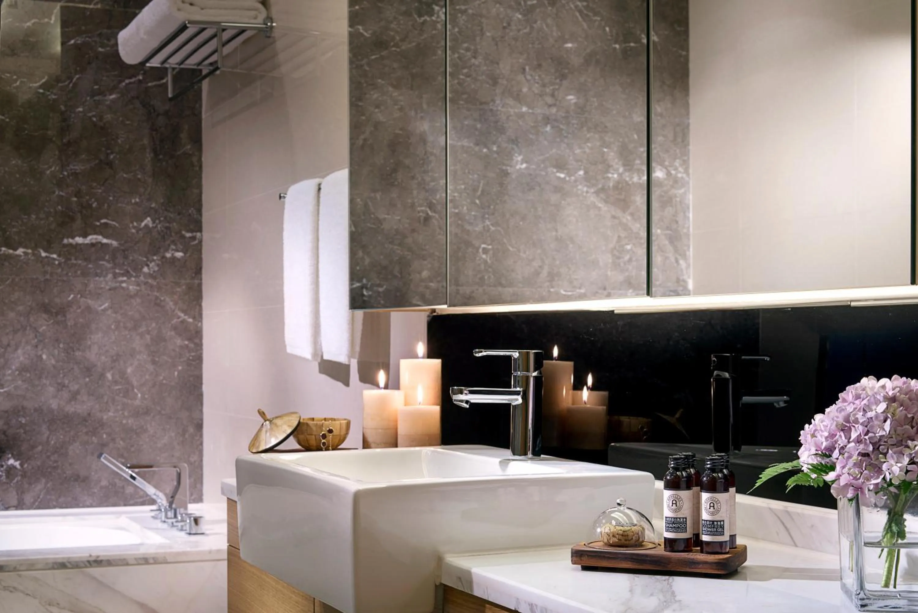 Shama Heda Serviced Apartment