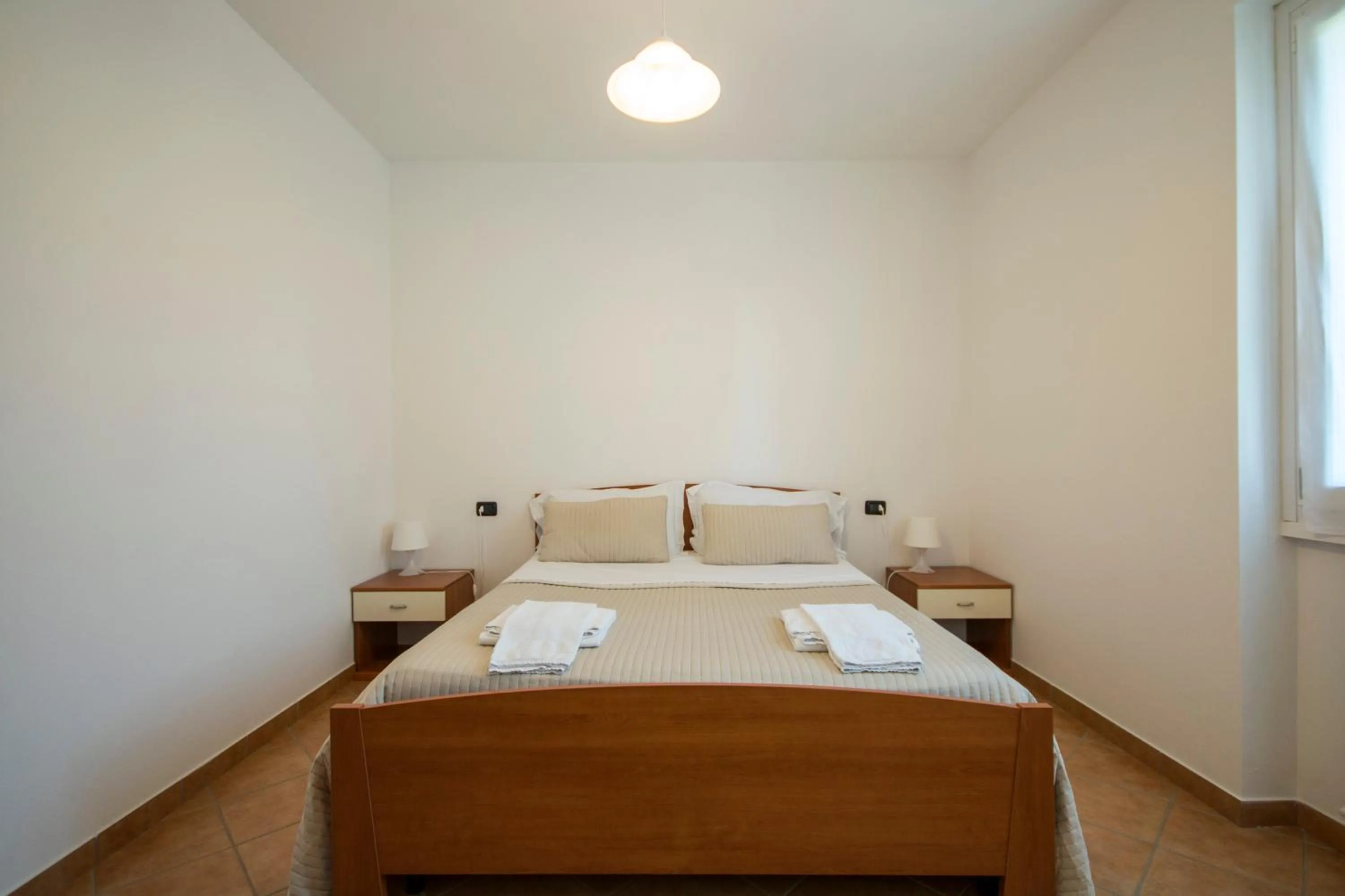 Bedroom, Bed in Lakeside Holiday Resort