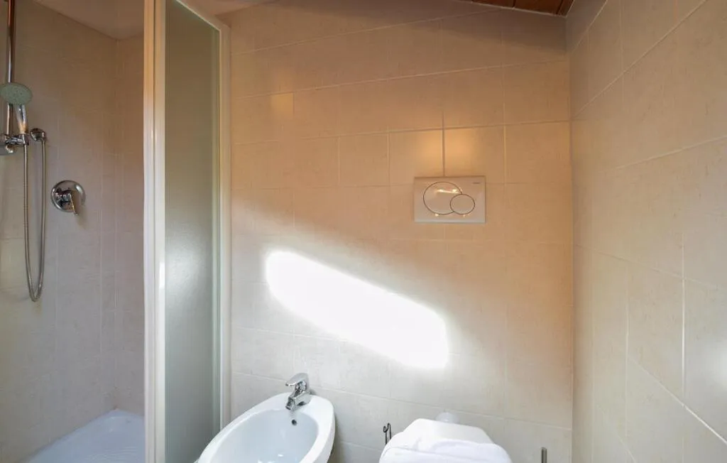 Bathroom in Lakeside Holiday Resort