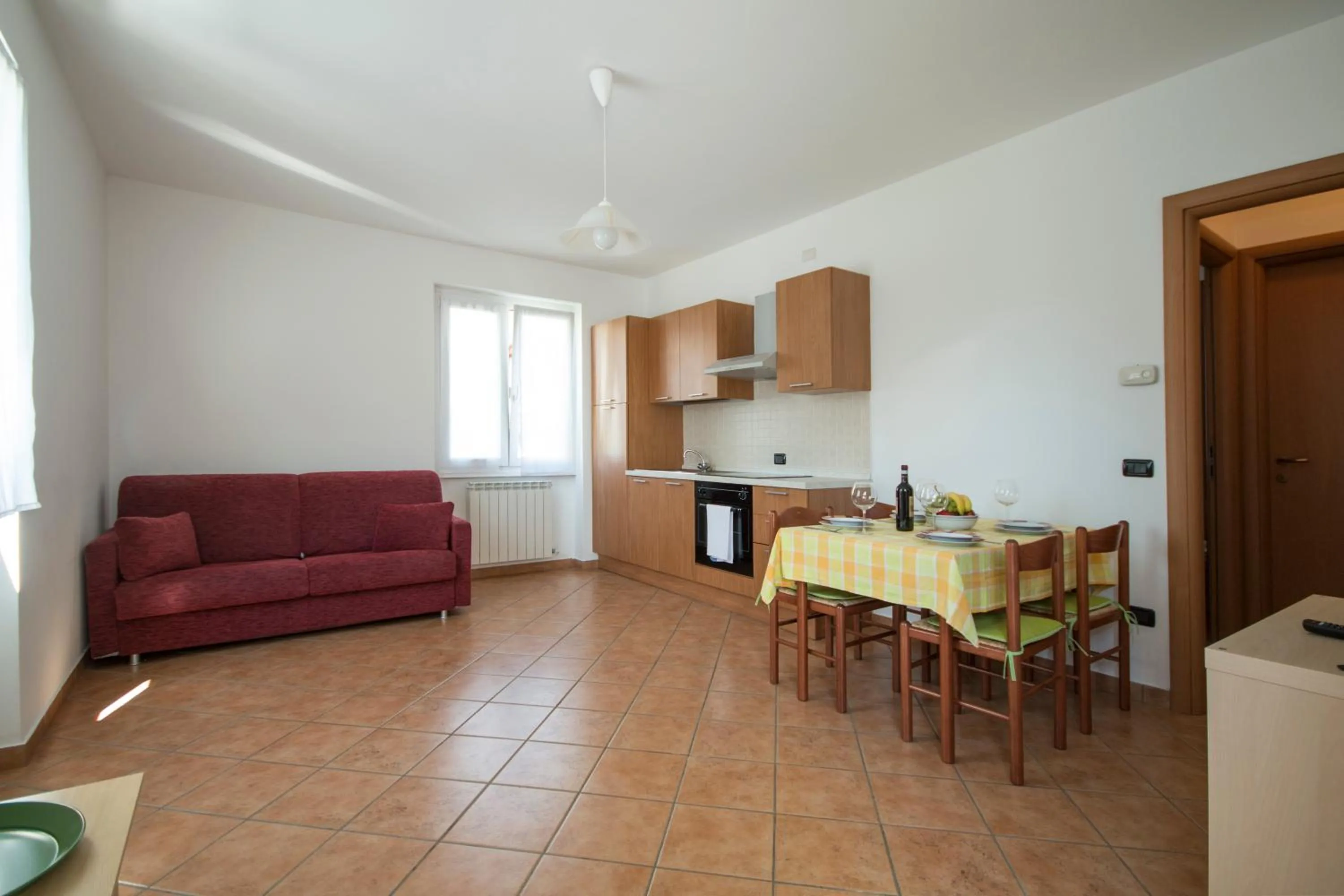 Kitchen or kitchenette in Lakeside Holiday Resort