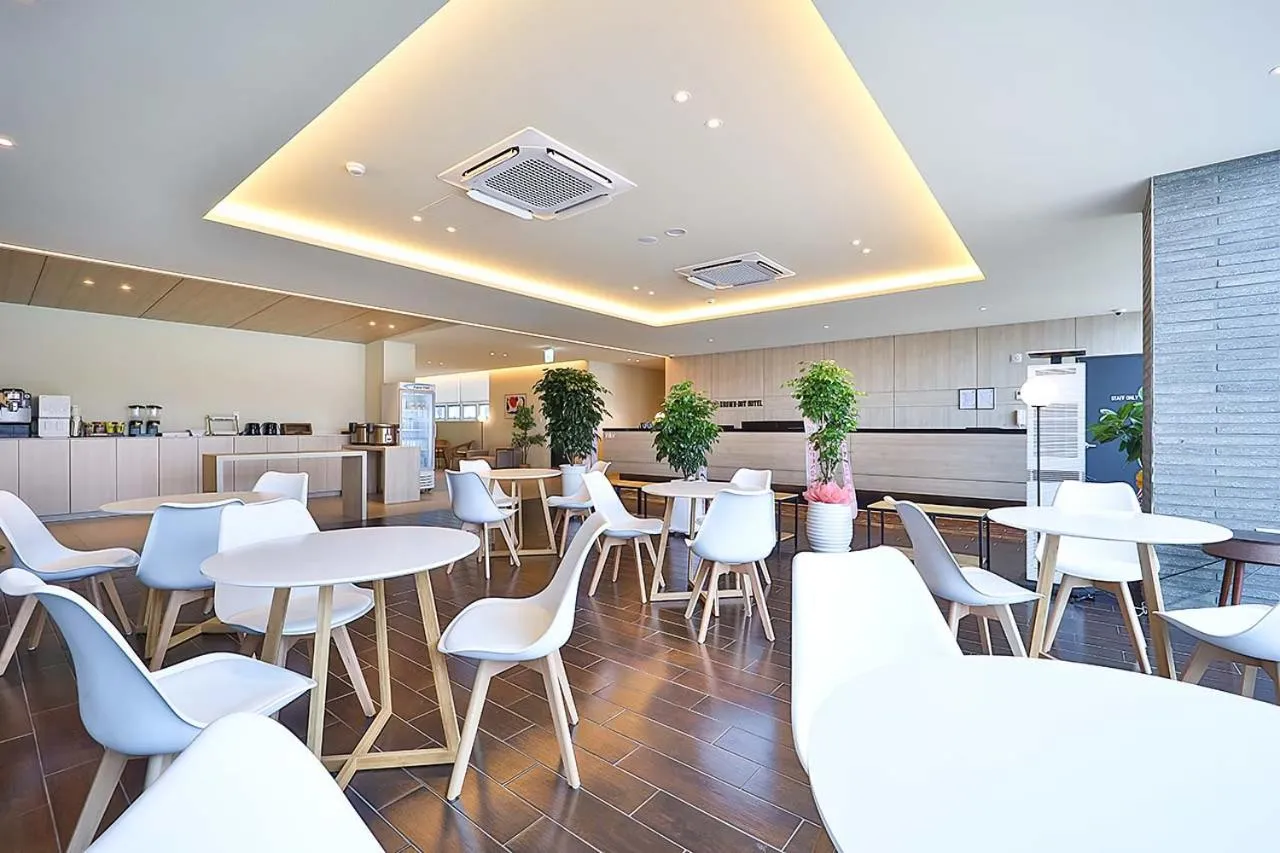 Browndot Signature Hotel