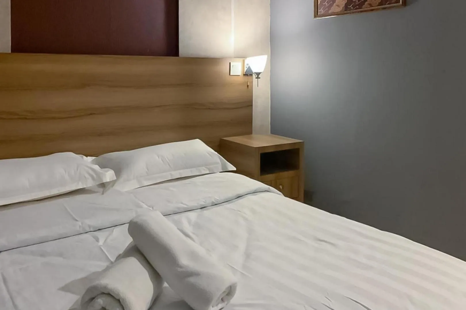 Bedroom in RedDoorz Syariah @ Jl D I Panjaitan Batu 7 Tanjung Pinang