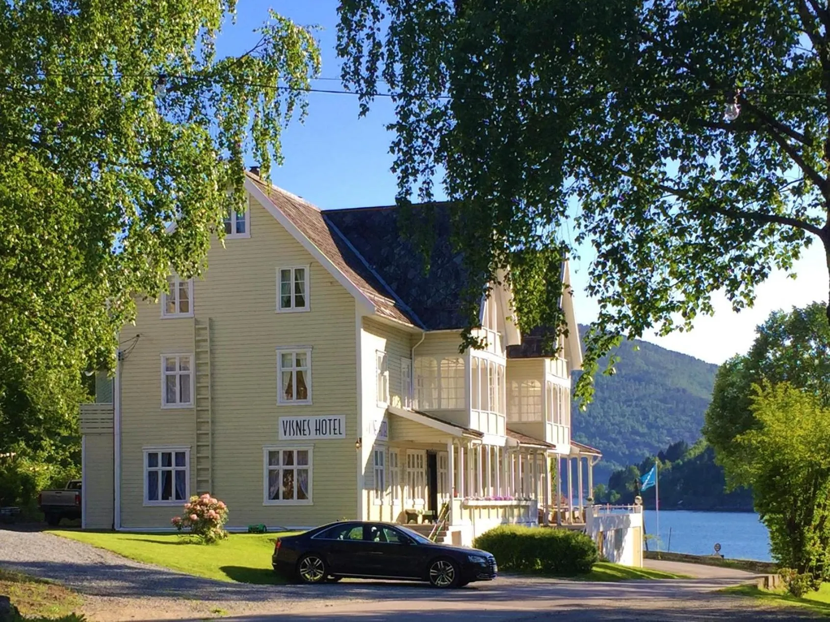 Property building in Visnes Hotel Stryn