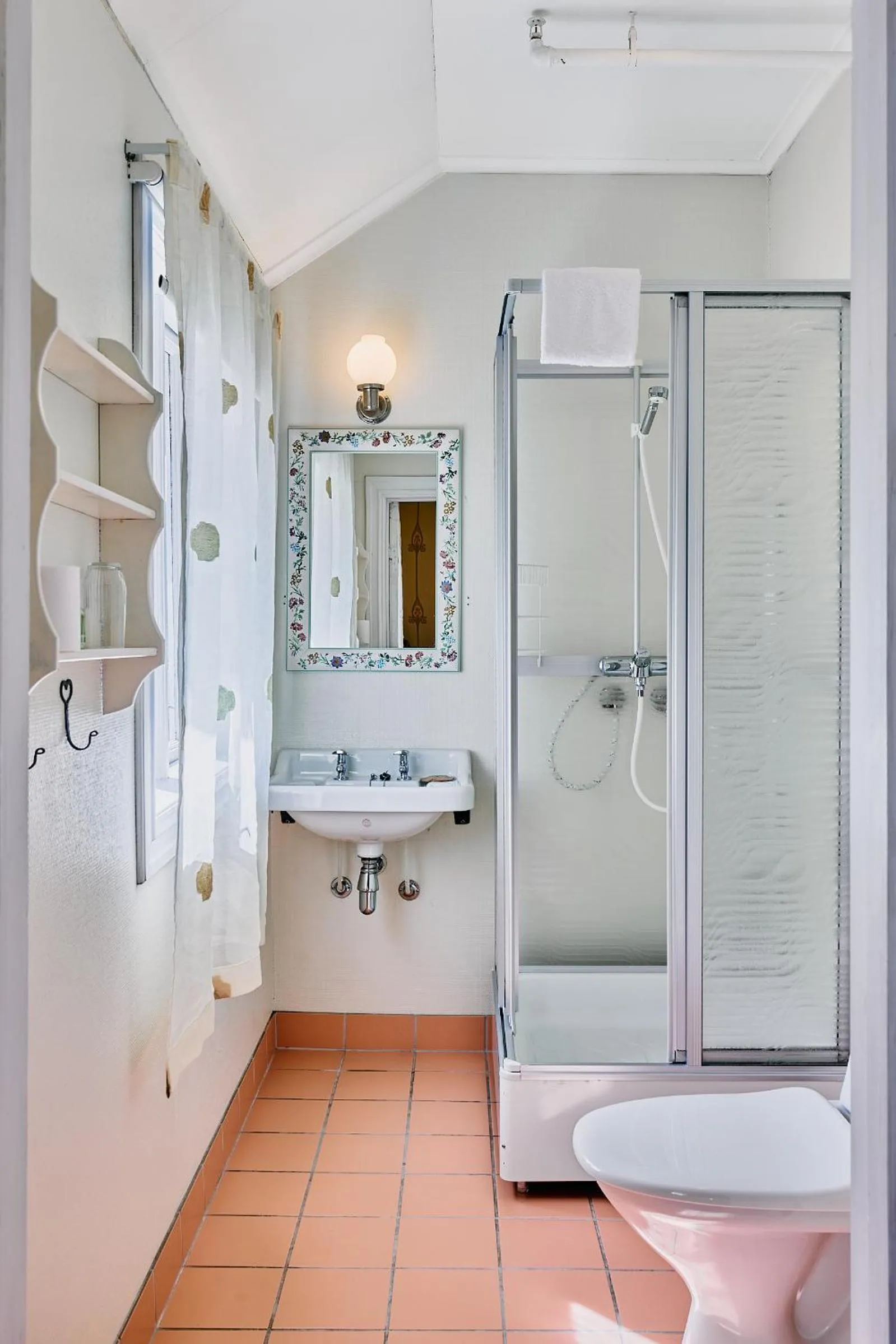 Bathroom in Visnes Hotel Stryn