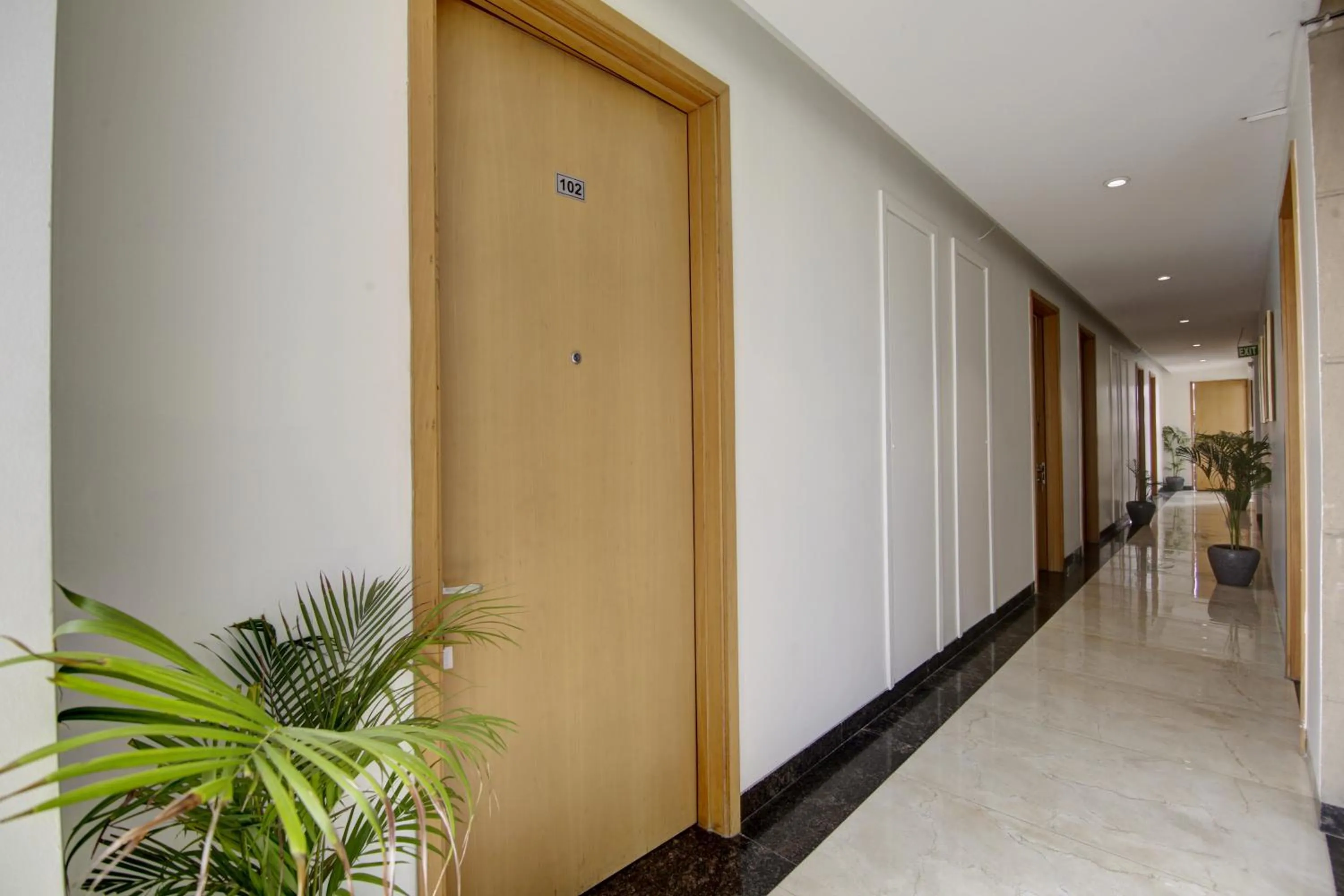 Property building in Saltstayz Select - Galleria Market & Golf Course Road