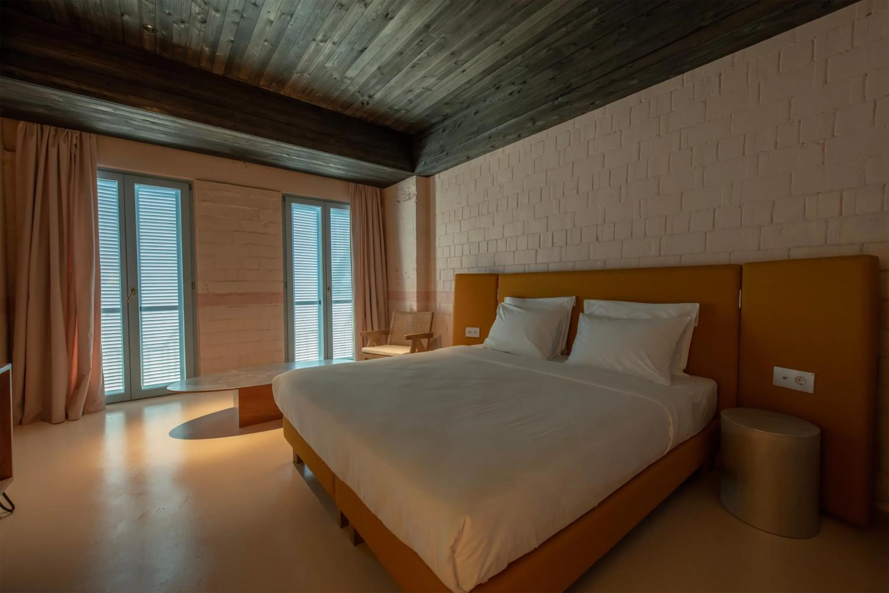 Bed in Rooms Hotel Batumi