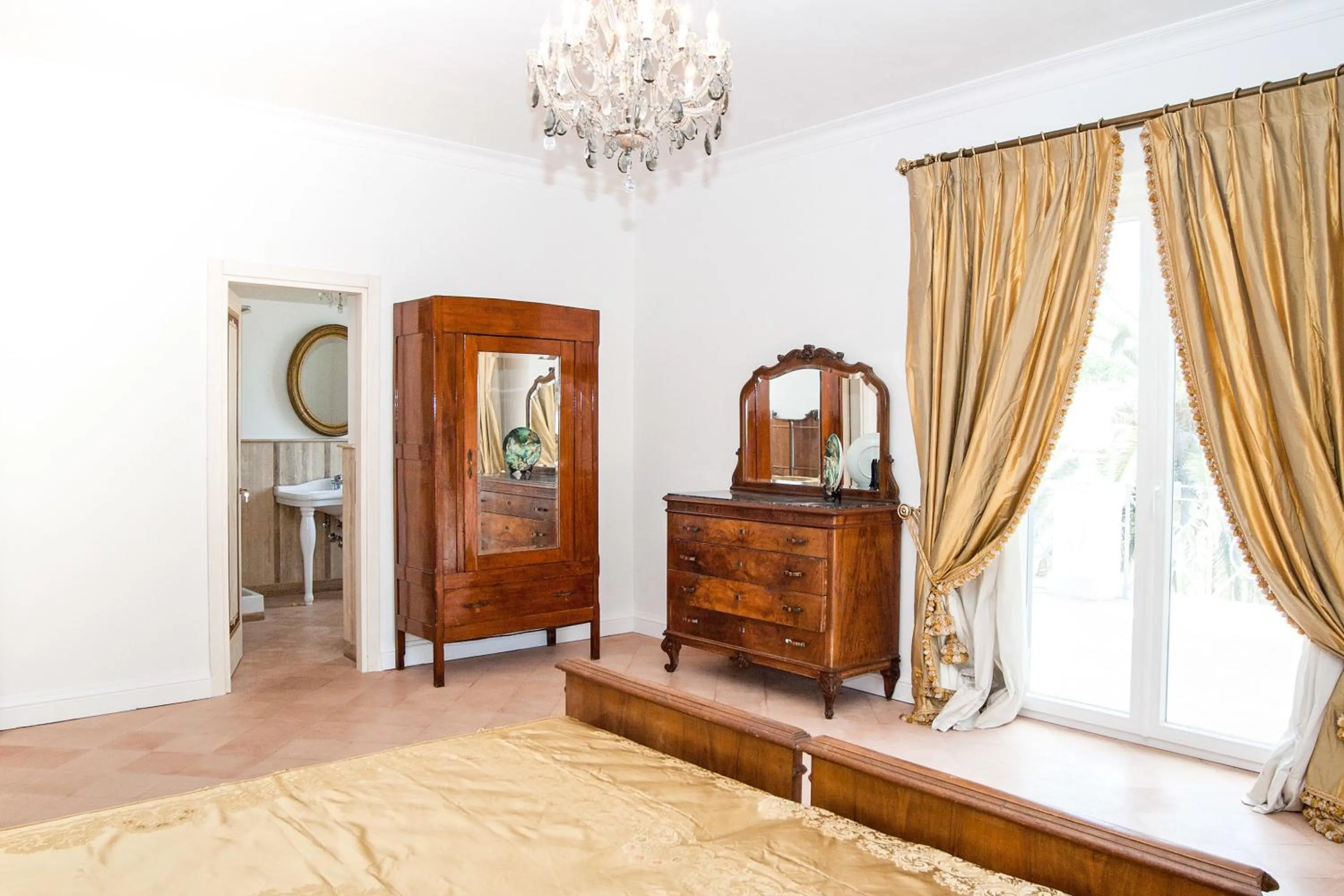 Bed in Villa Strampelli