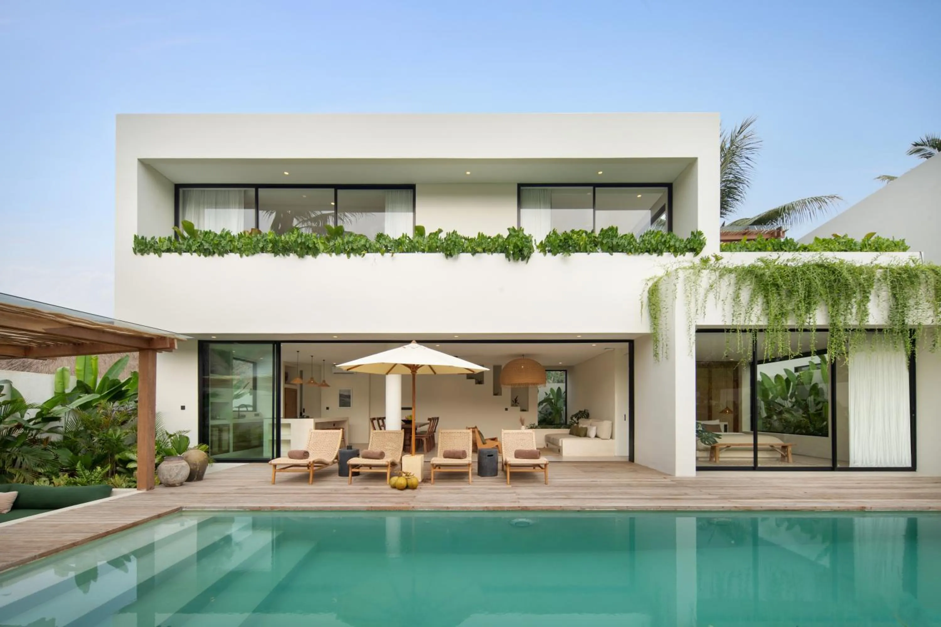 Swimming pool in Tias Villas