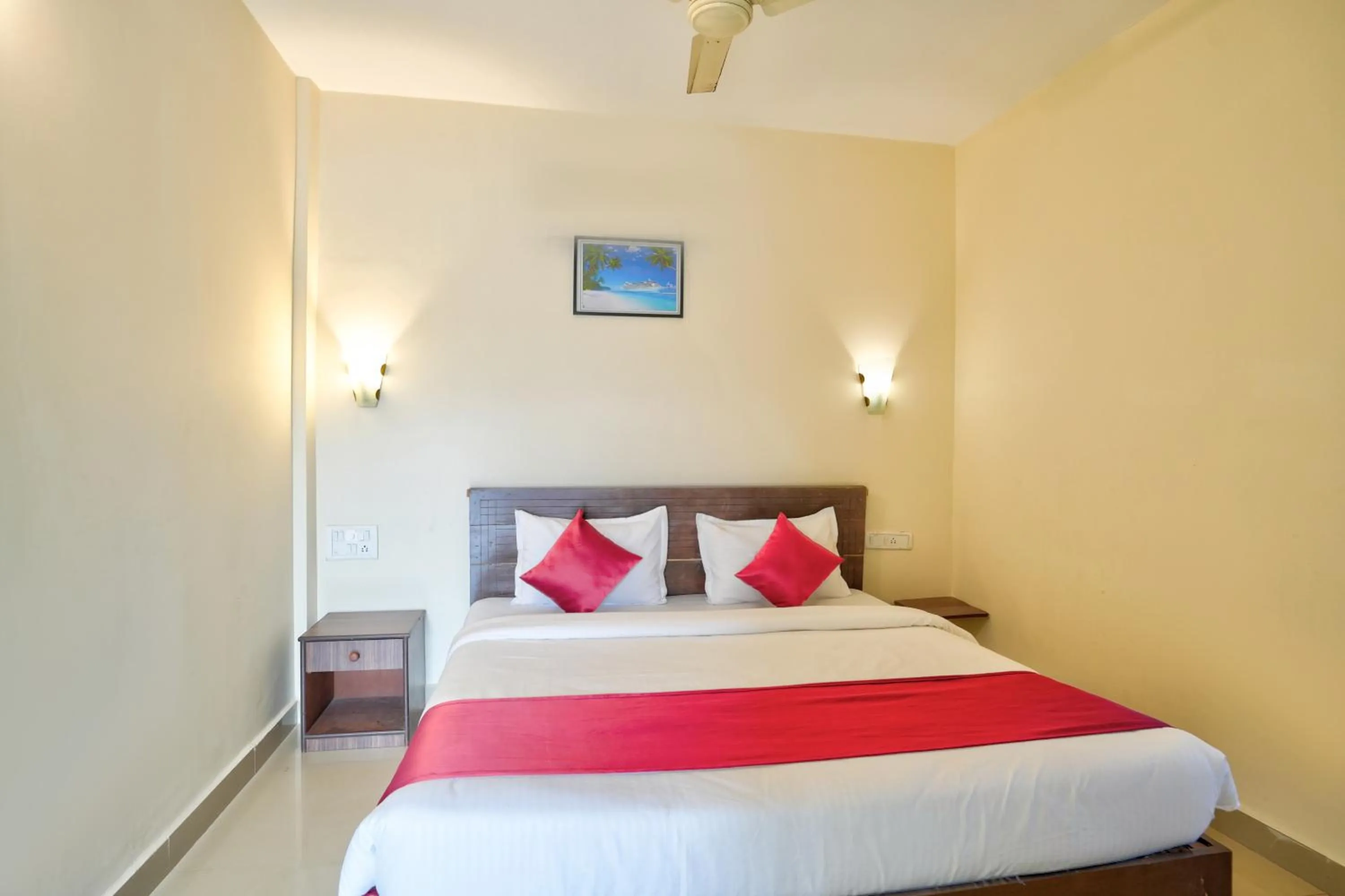 Bedroom, Bed in Hotel Salty Waves Baga