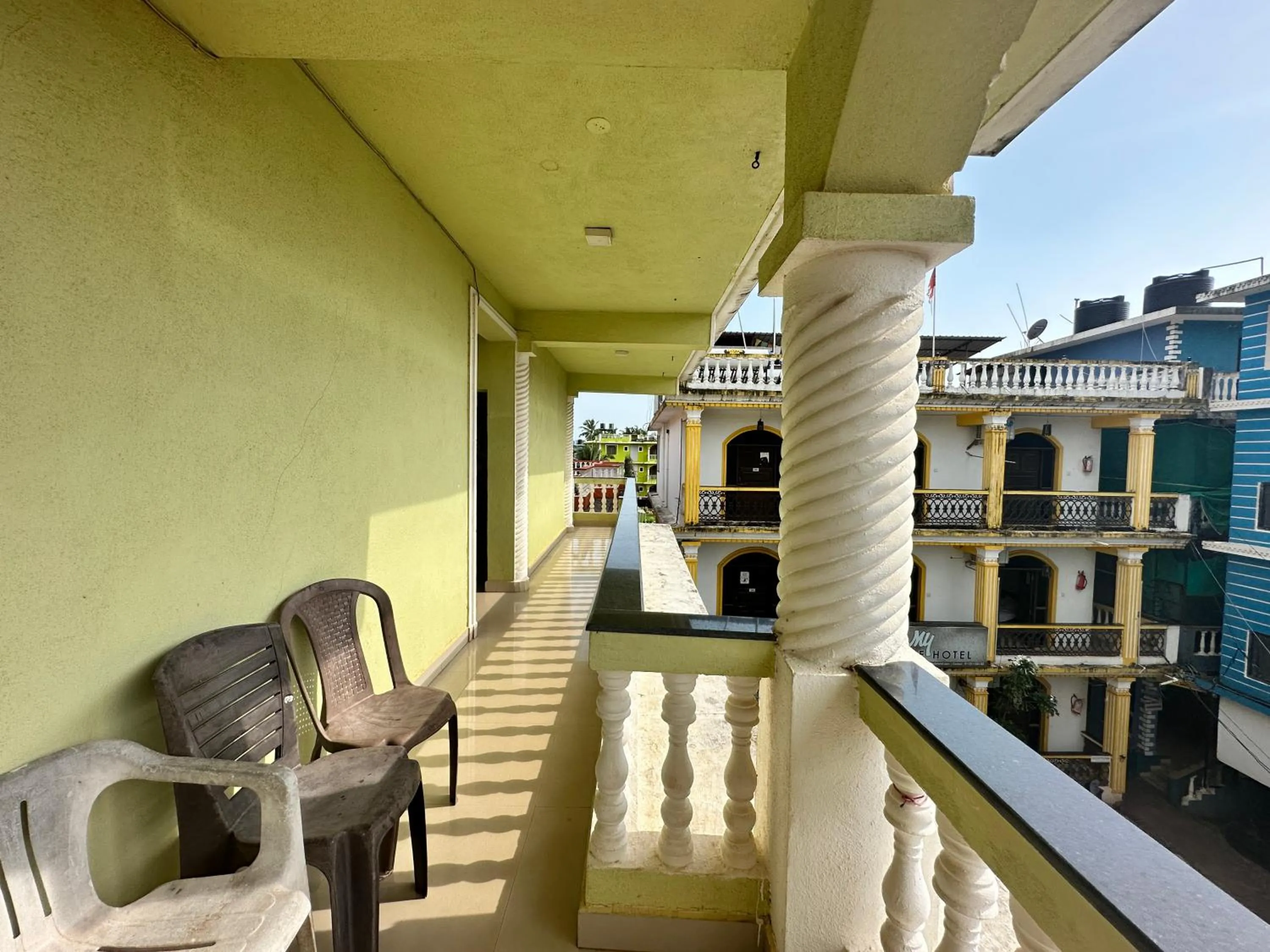 Balcony/Terrace in Hotel Salty Waves Baga