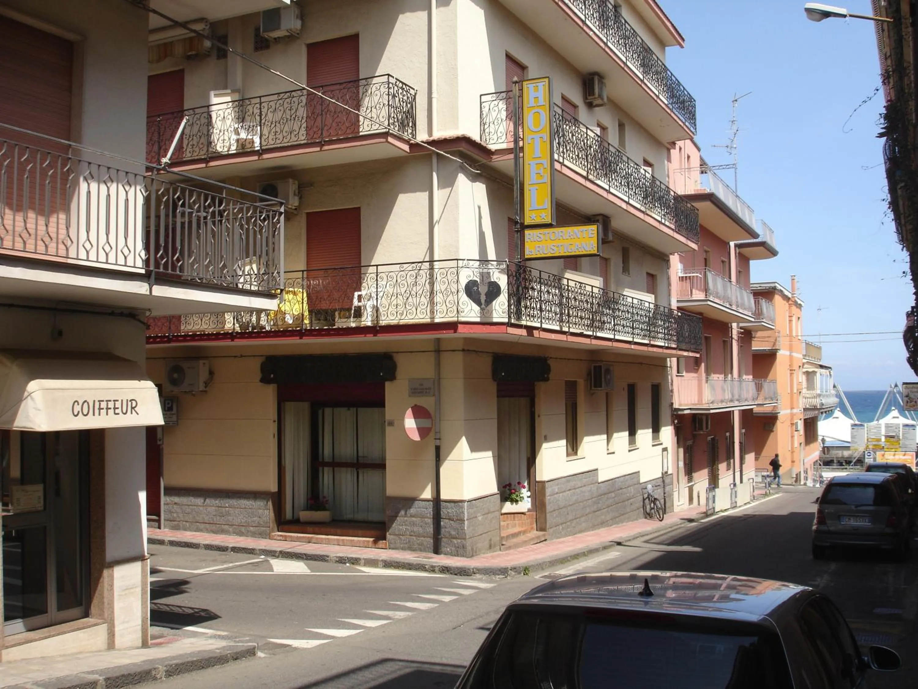 Day in Hotel La Rusticana