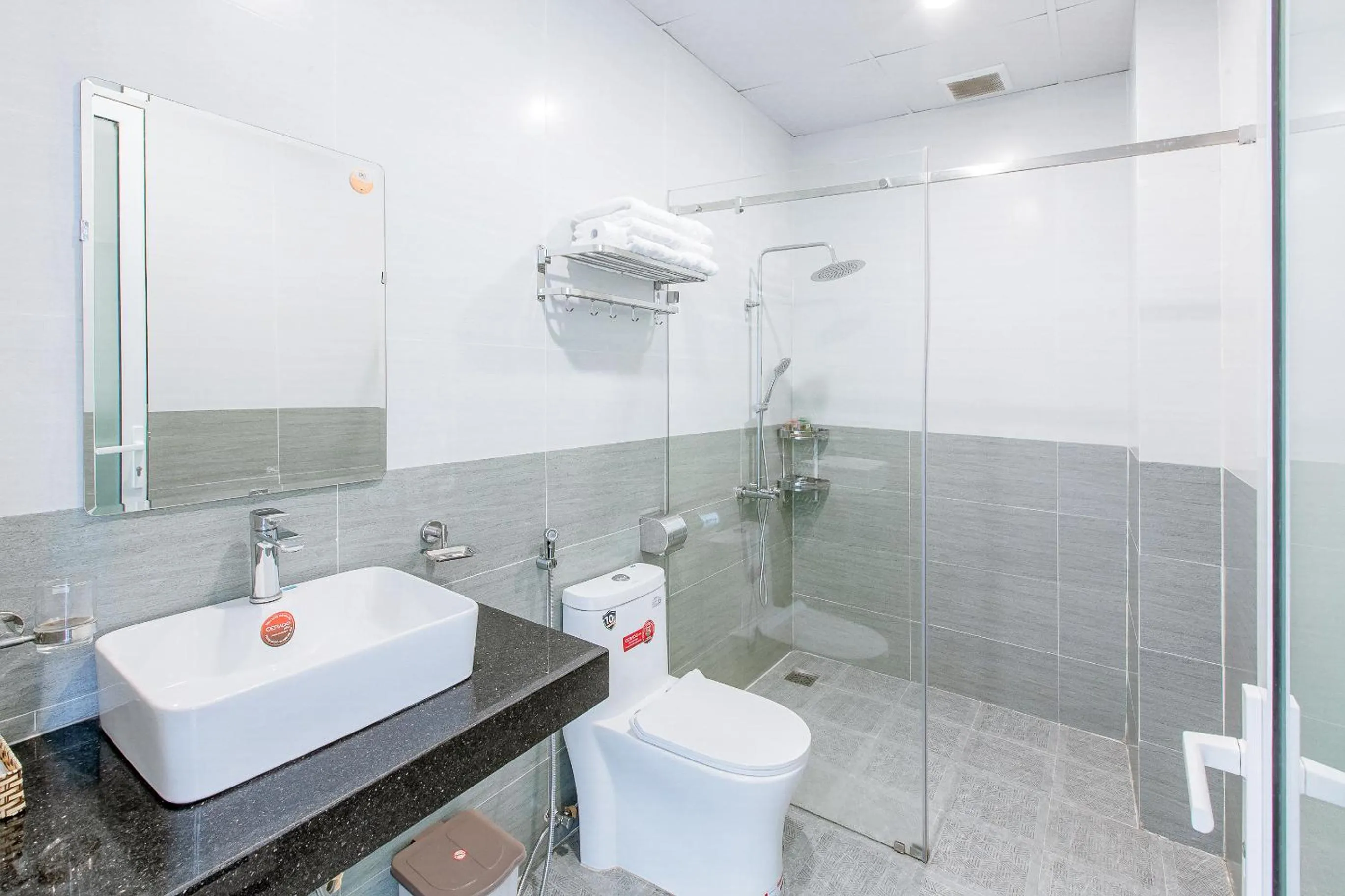 Shower in Ngọc Sang 3 Hotel