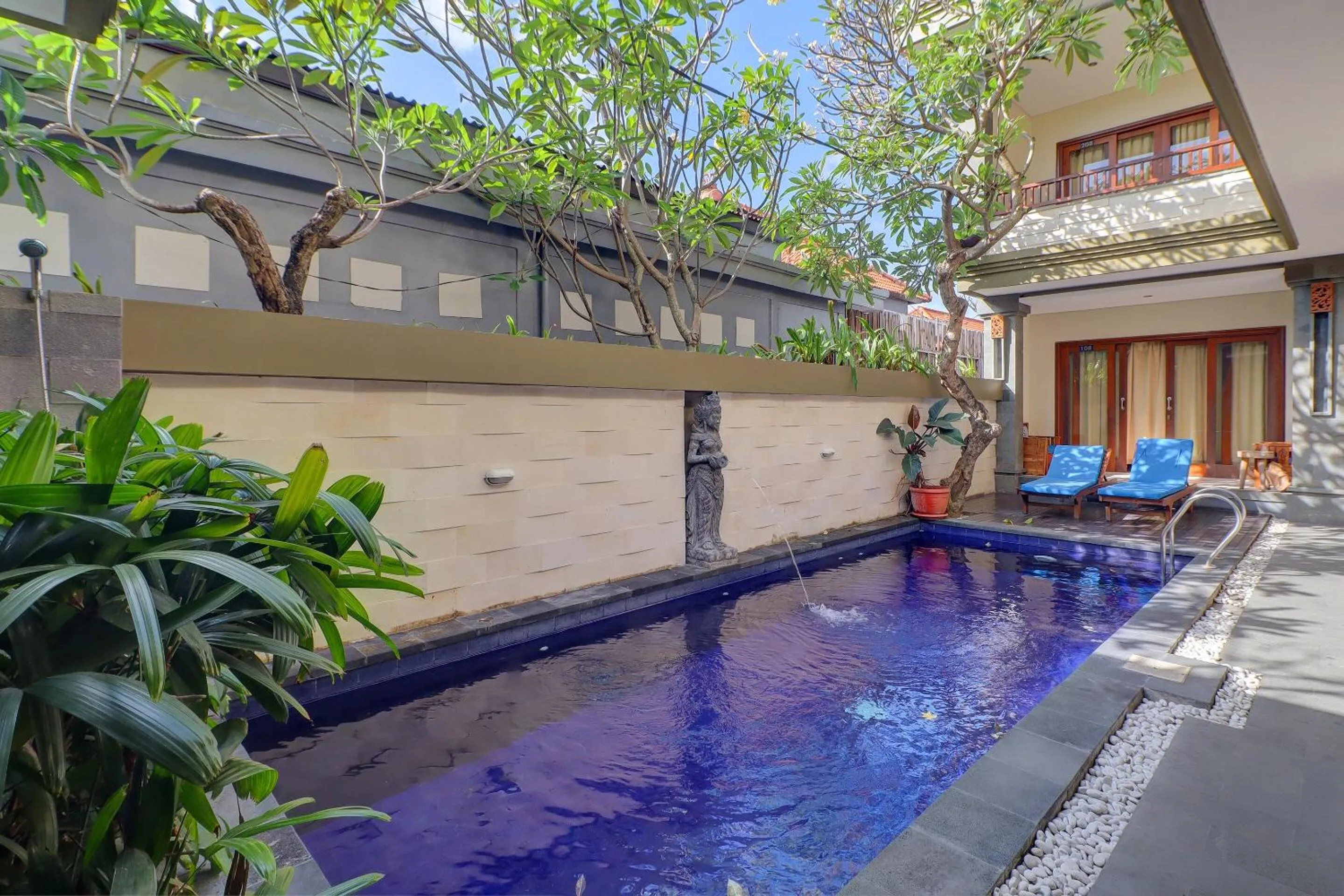 Lobby or reception in OYO Life 92852 Singgah Hotel Legian