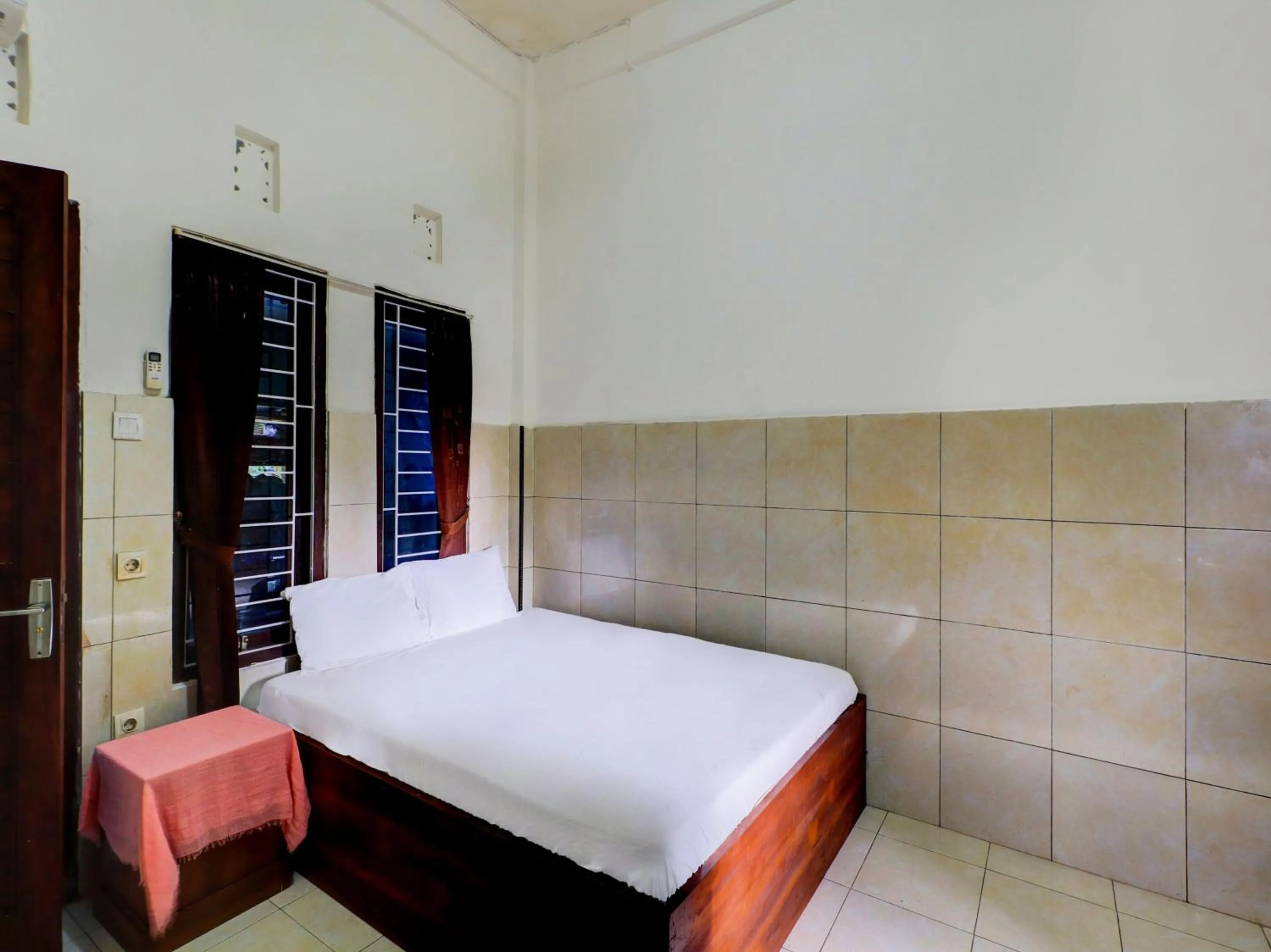 OYO Life 92841 Kos 88