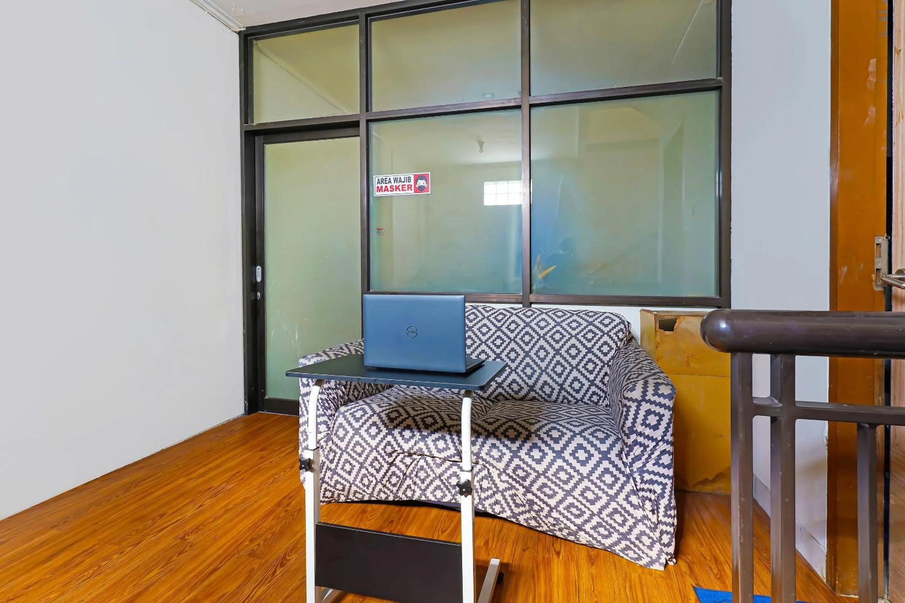 Lobby or reception in OYO Life 92720 Mekarwangi Guest House