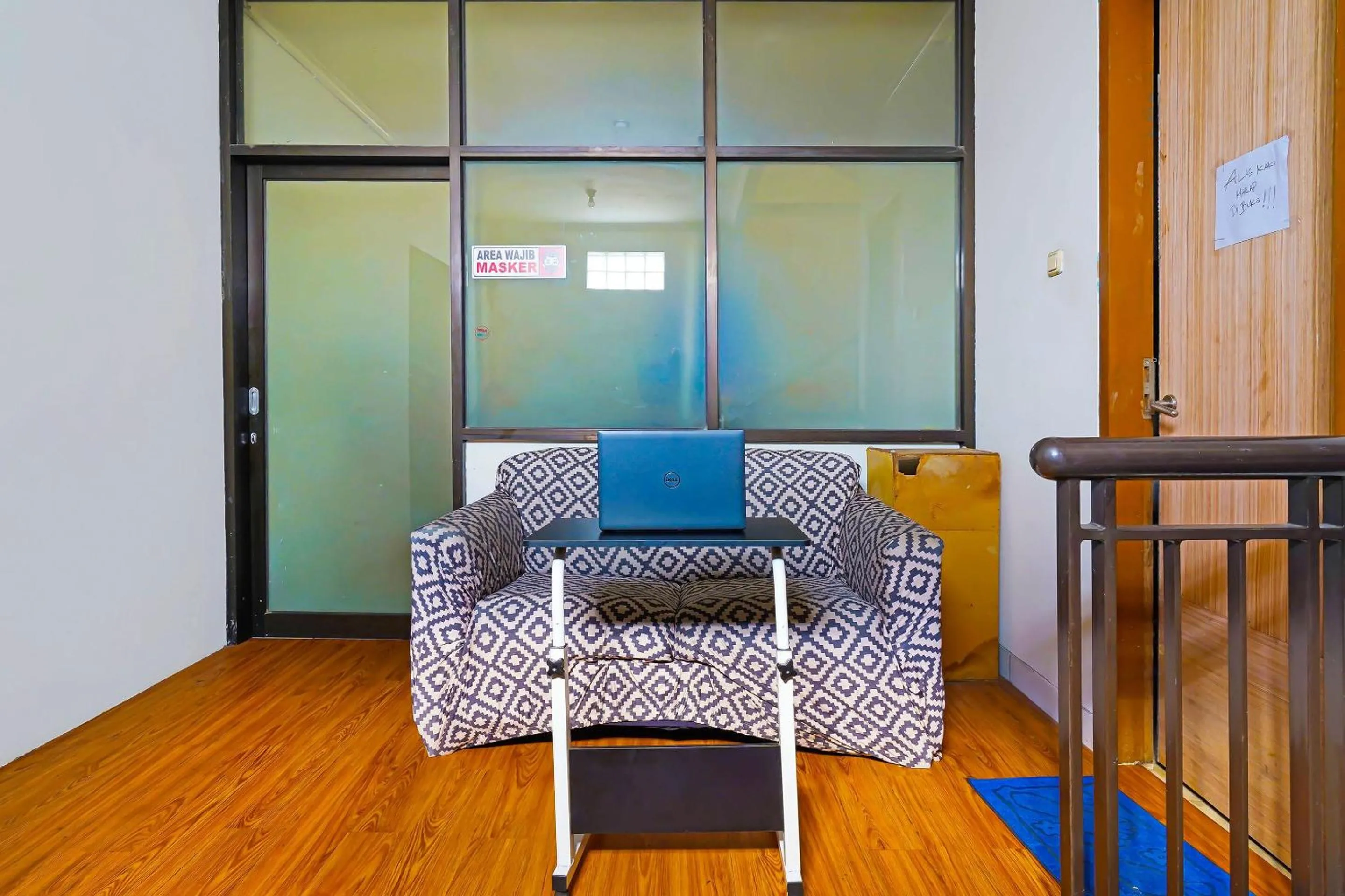 Lobby or reception in OYO Life 92720 Mekarwangi Guest House