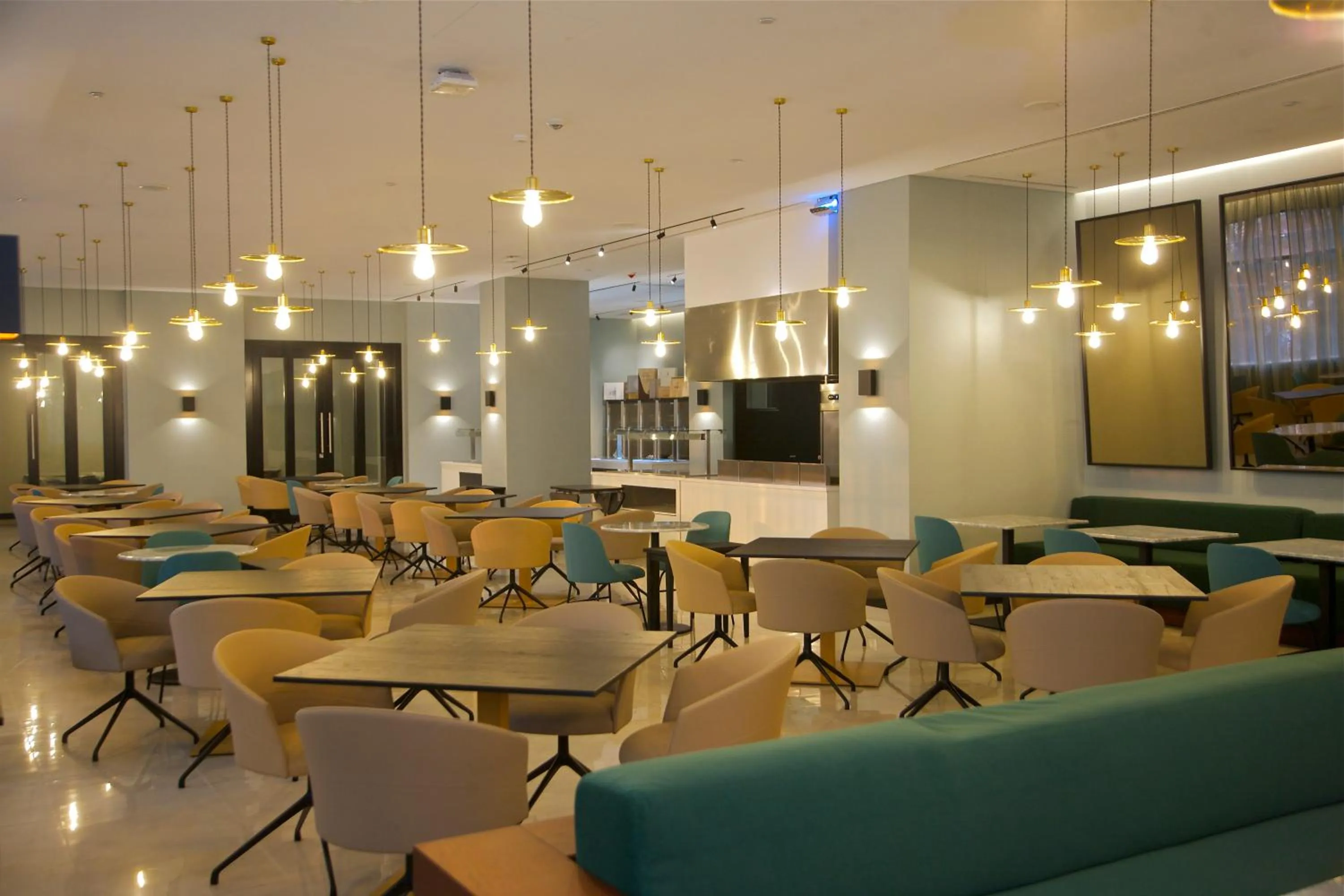 Restaurant/places to eat in Hotel Continental Horizonte