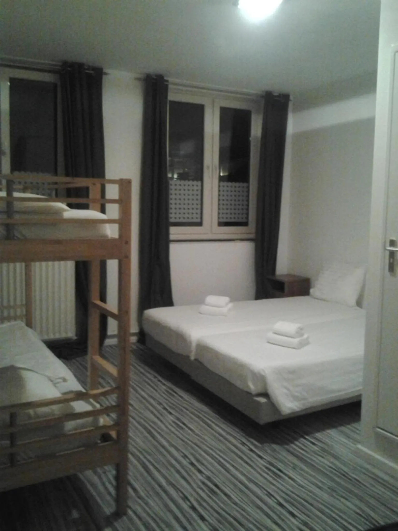 Photo of the whole room, Bed in Hotel Dupuis