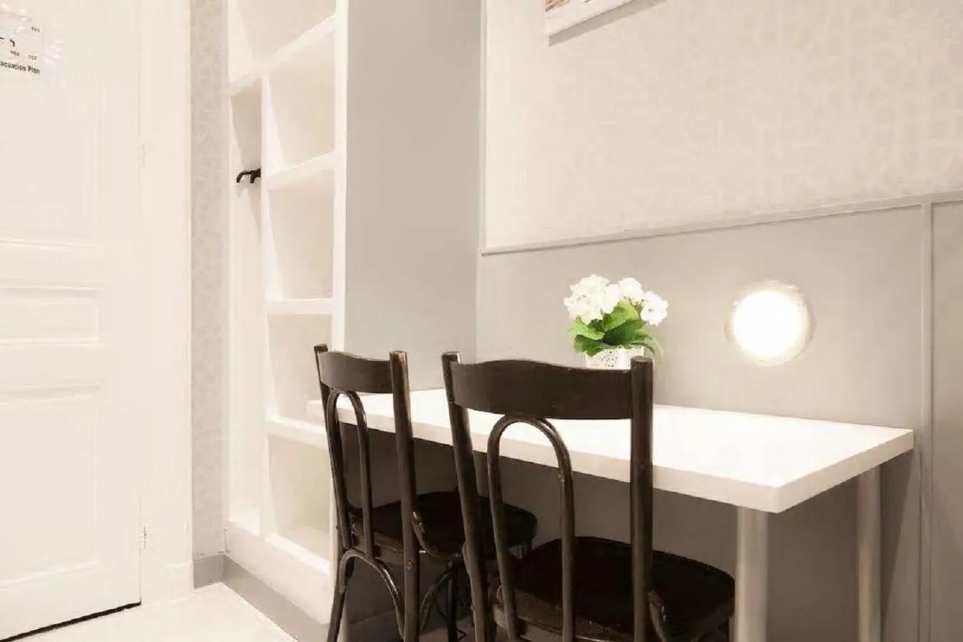 Bedroom in Hotel Dupuis