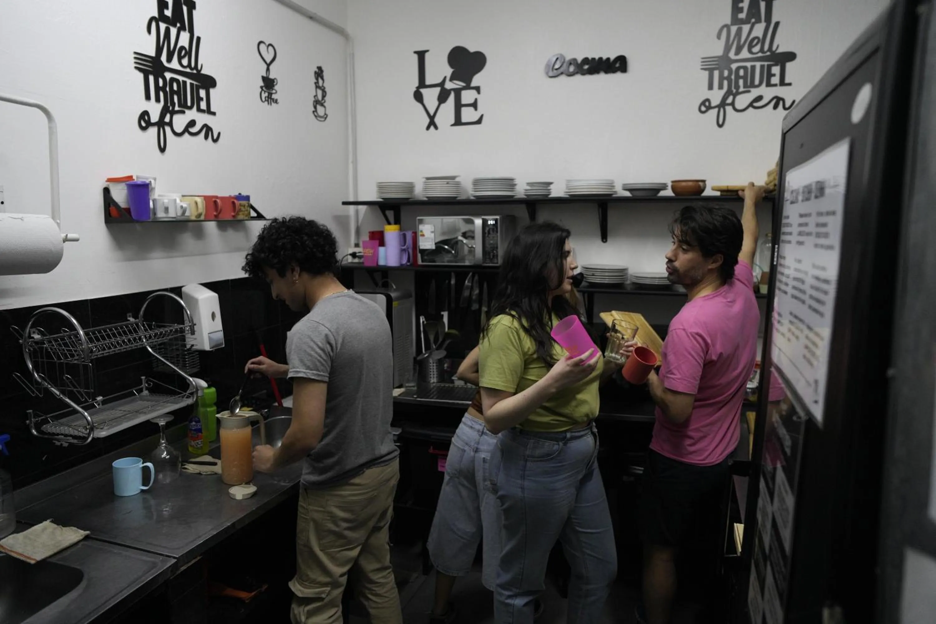 Communal kitchen in PH Palermo Hostel