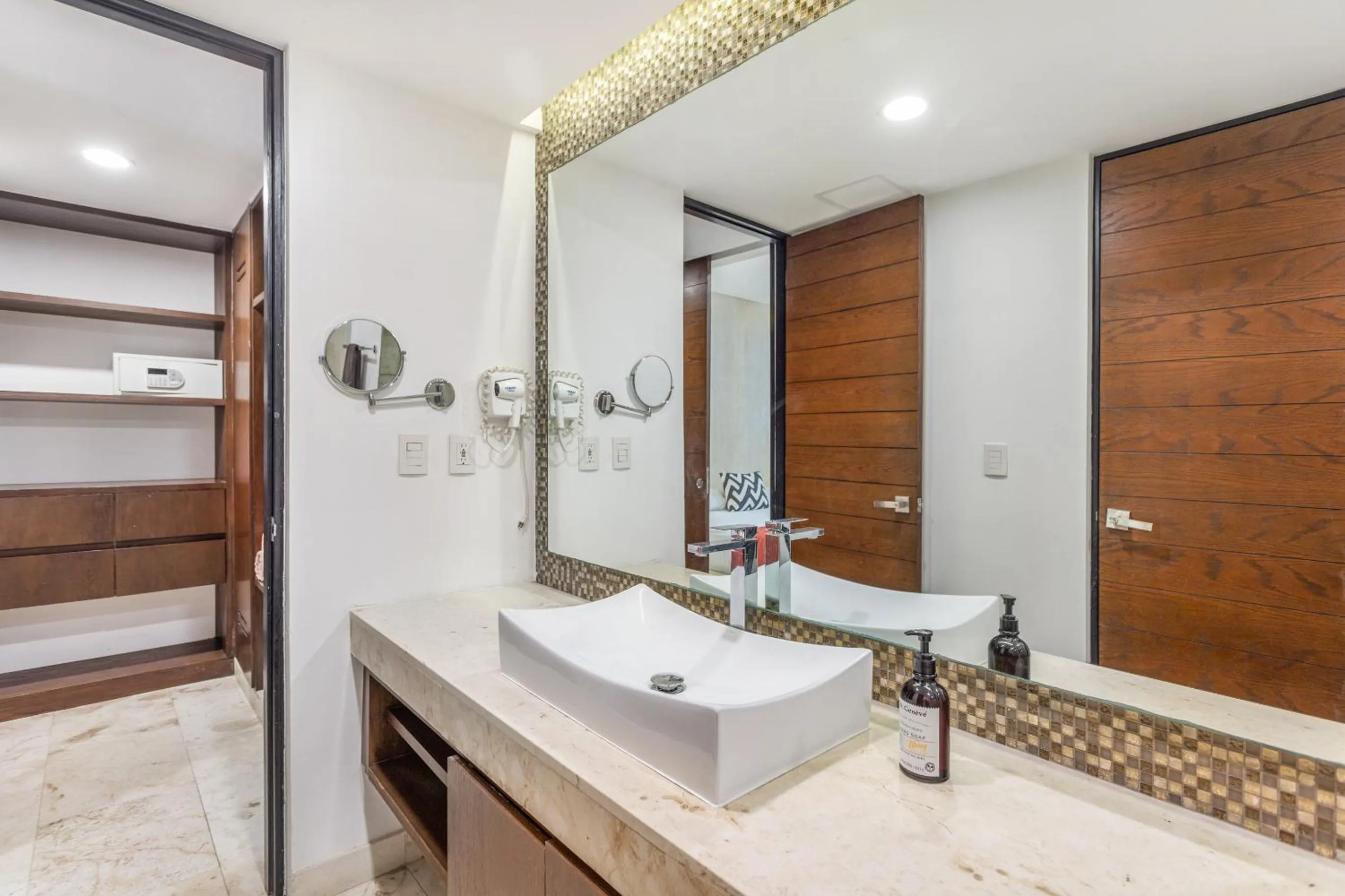 Bathroom in Anah Luxury Condos