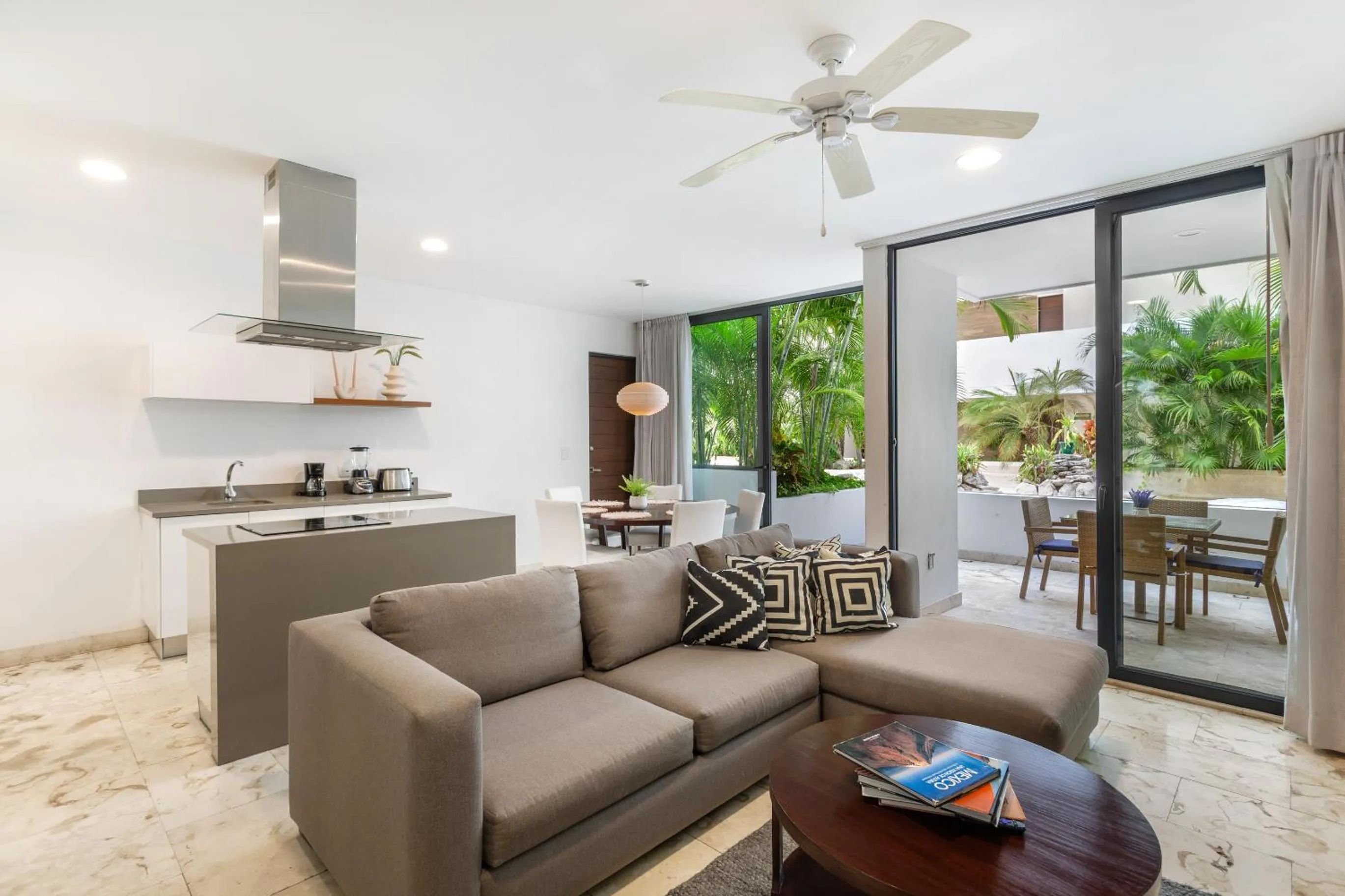 Seating Area in Anah Luxury Condos